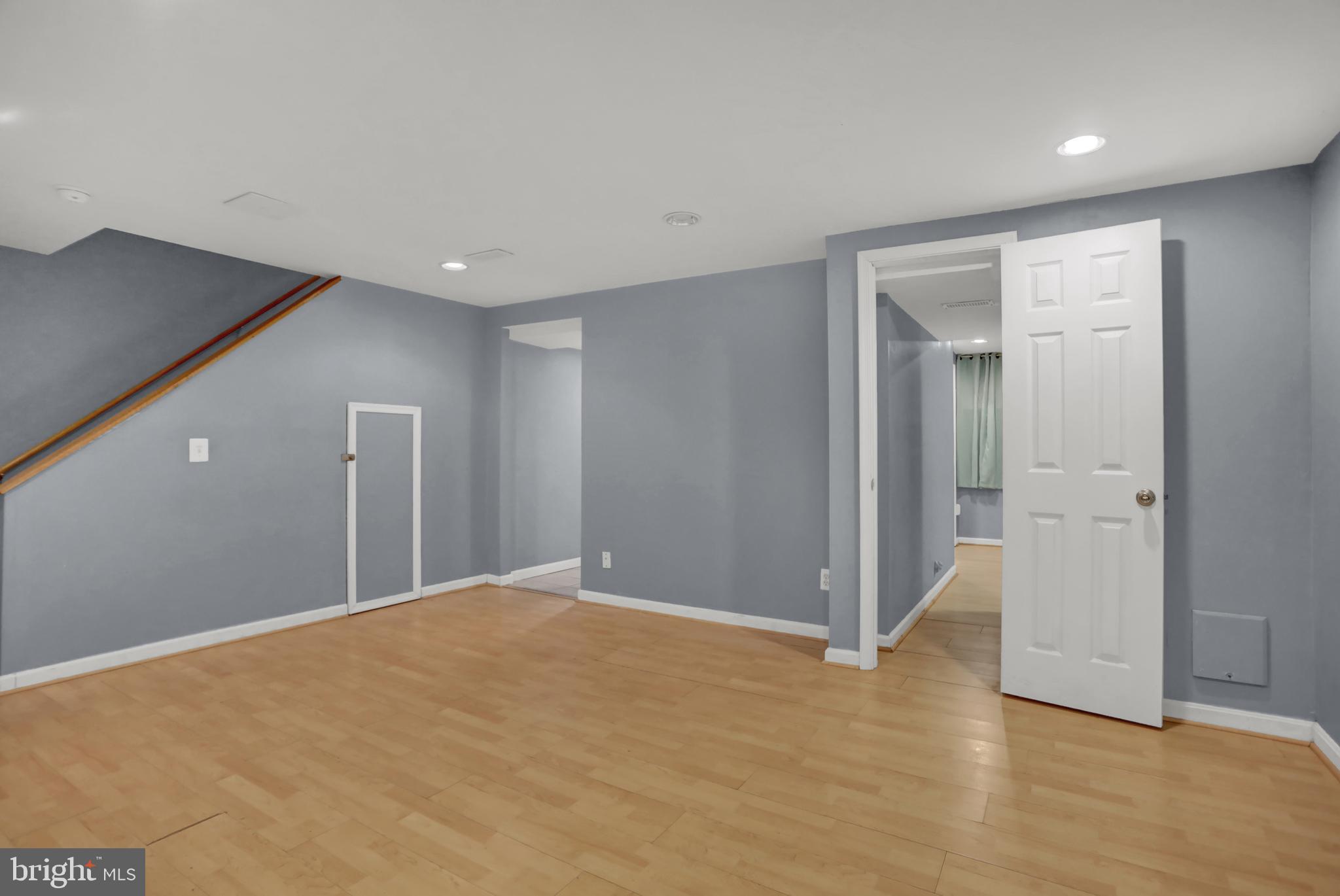 VILLAGE OF OLDE MILL - Residential