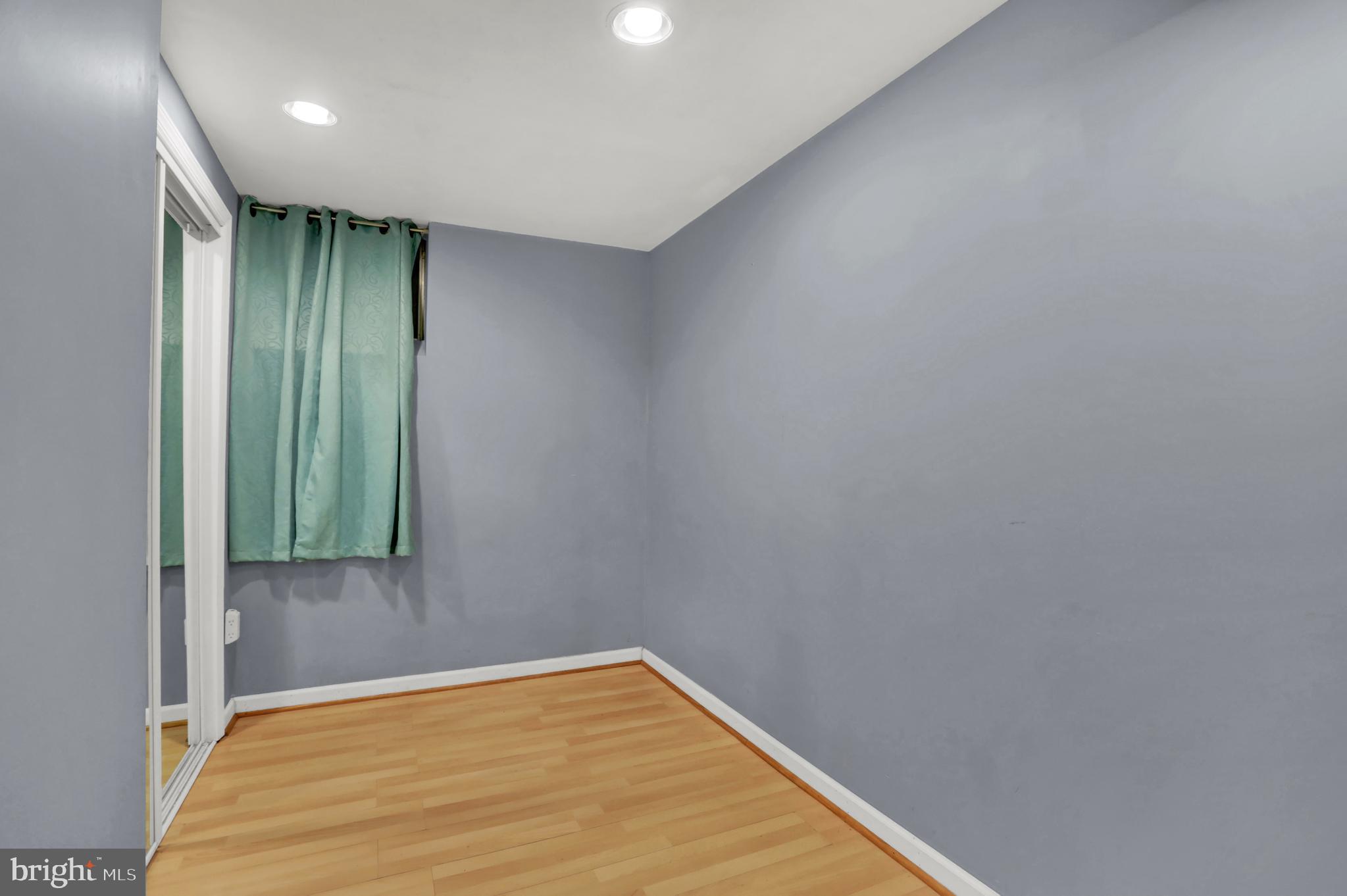 VILLAGE OF OLDE MILL - Residential