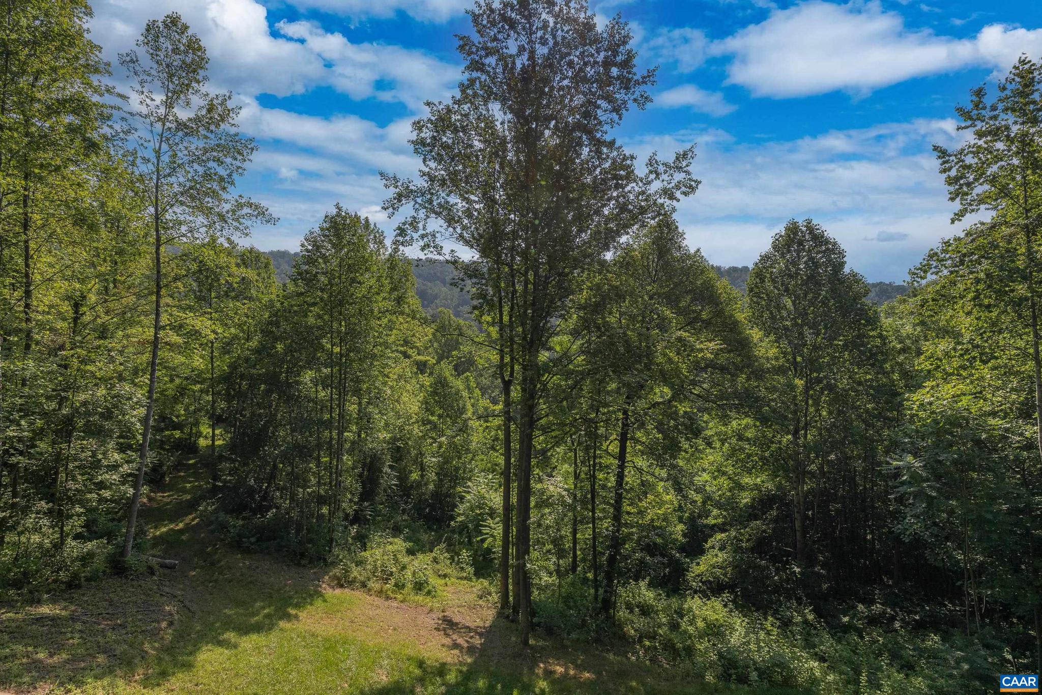 DOGWOOD VALLEY - Residential