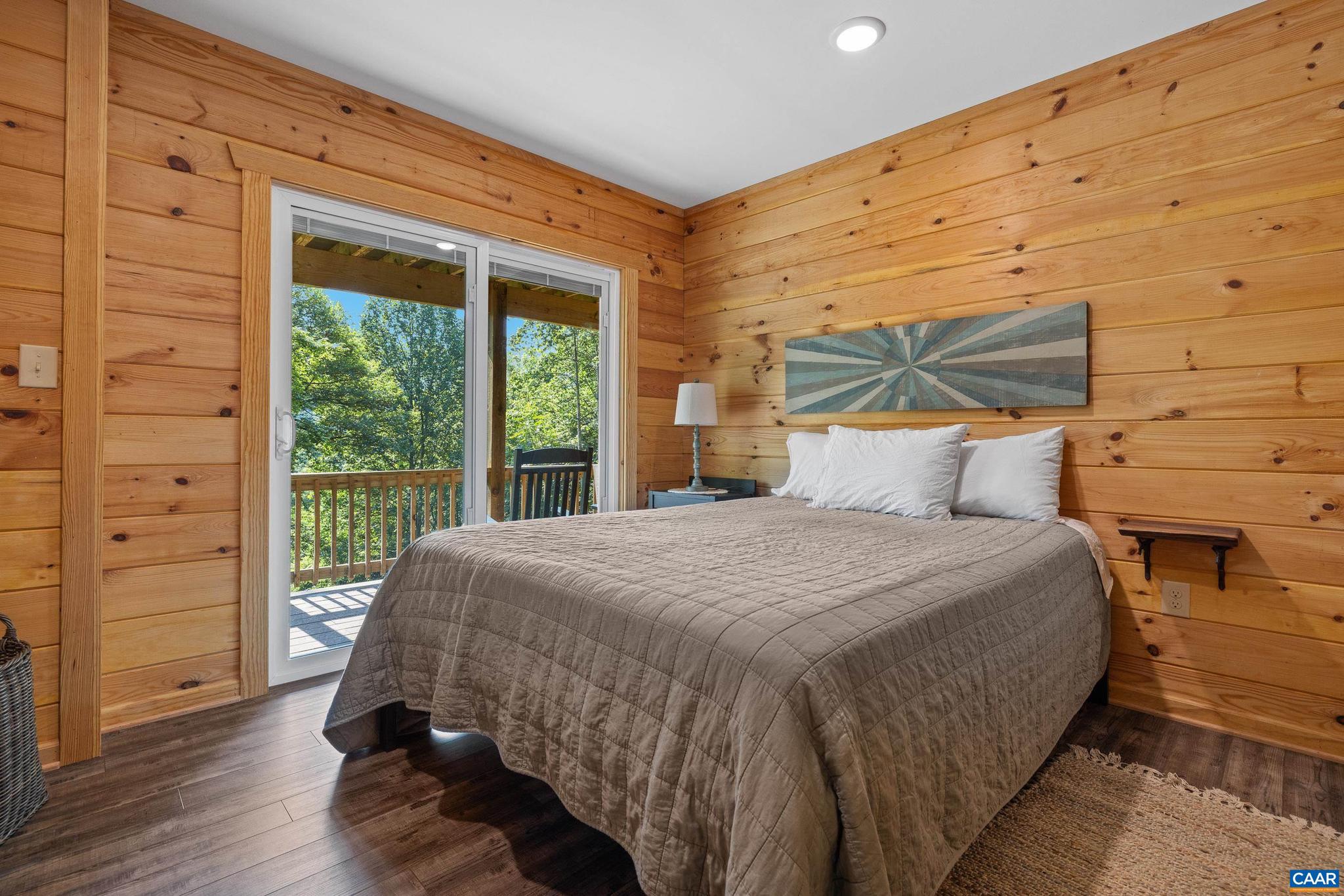 DOGWOOD VALLEY - Residential