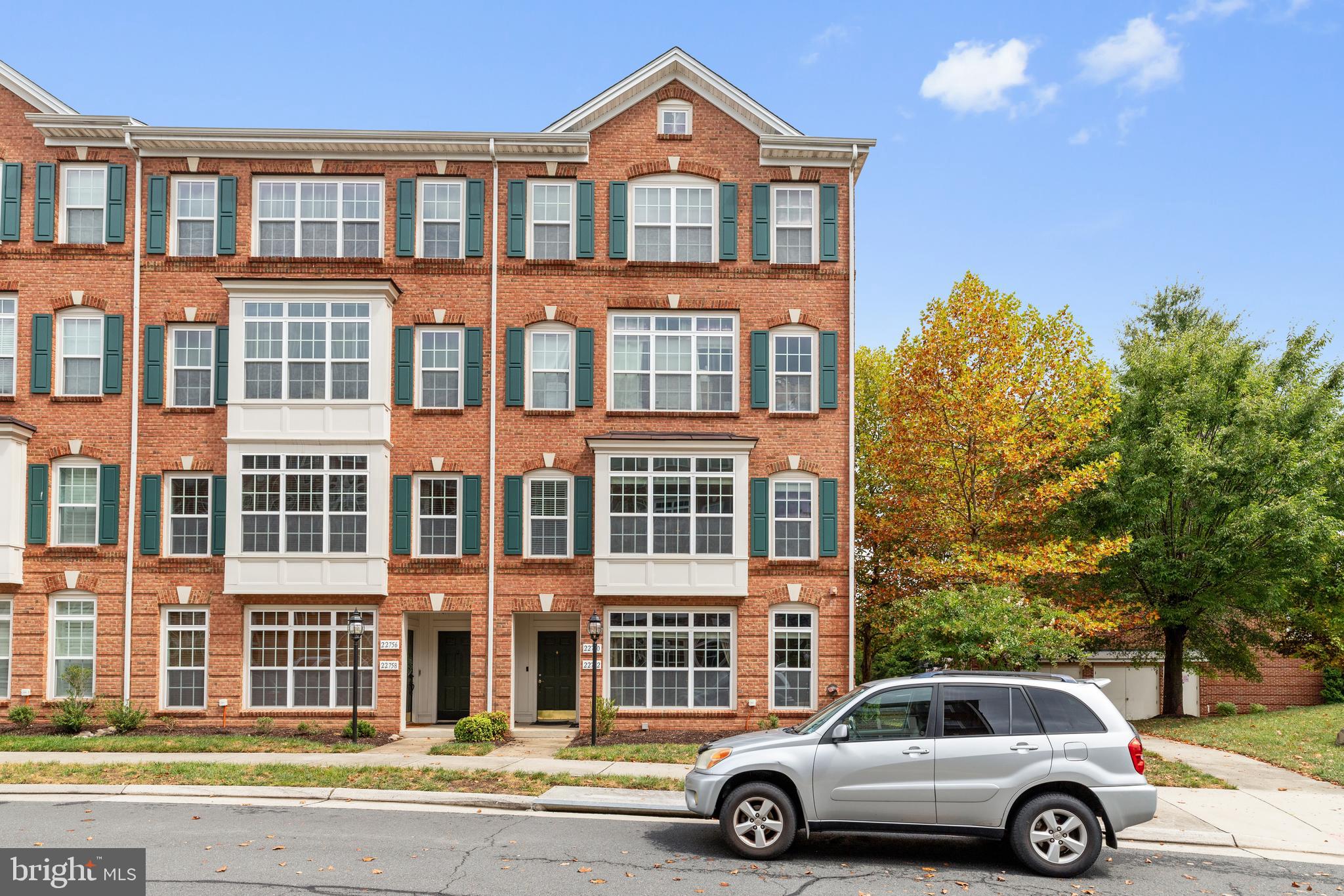 RESIDENCES AT BRAMBLETON - Residential Lease