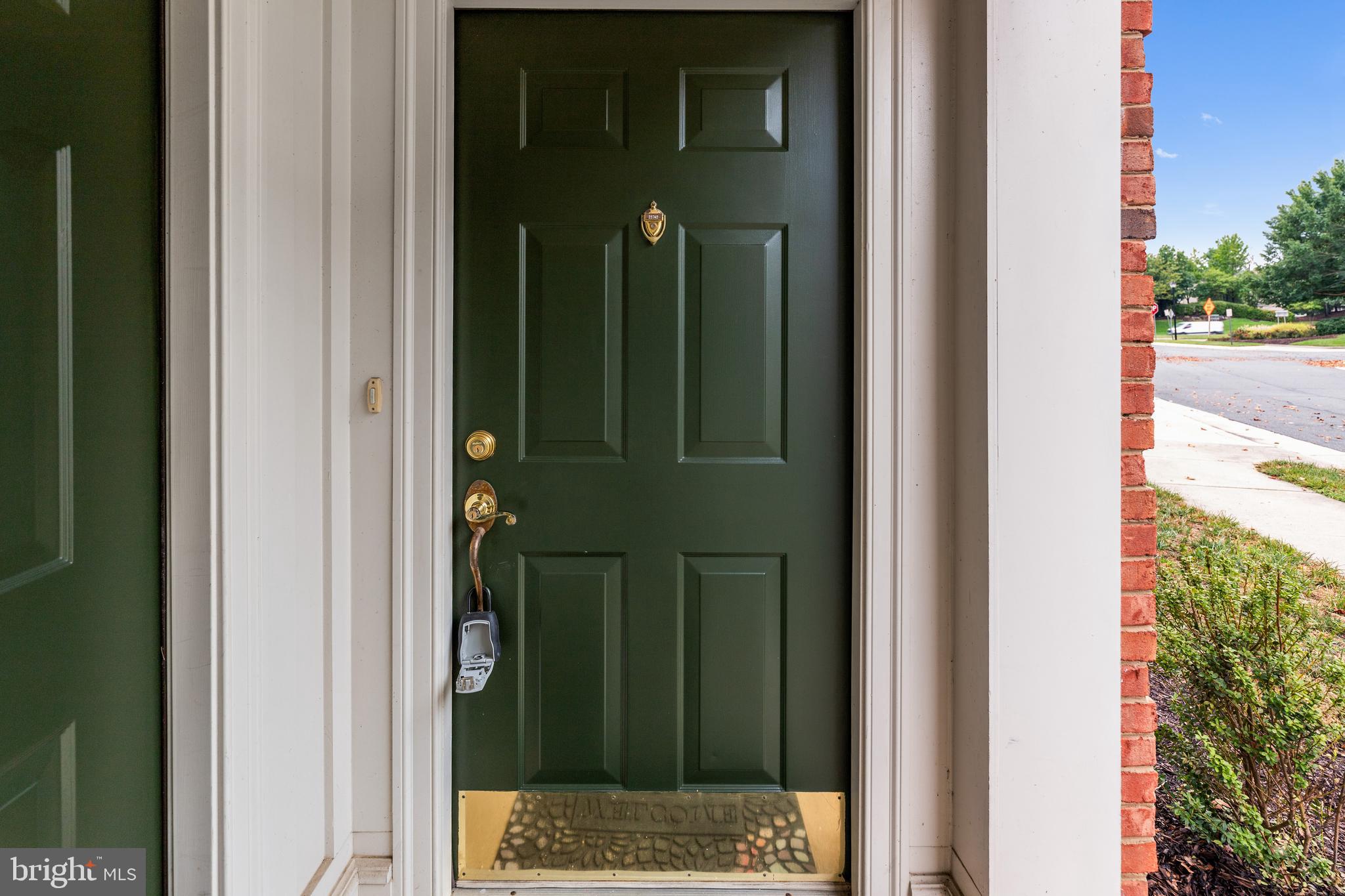 RESIDENCES AT BRAMBLETON - Residential Lease