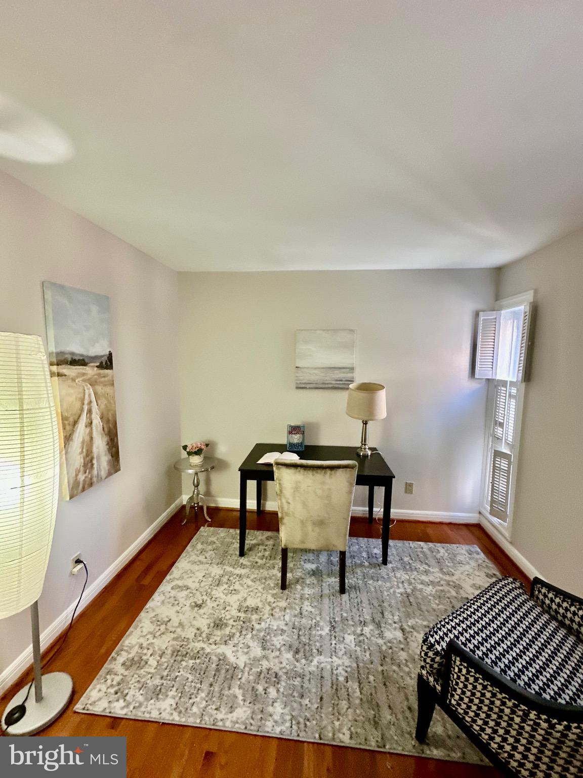 ONE BETHESDA CTR - Residential