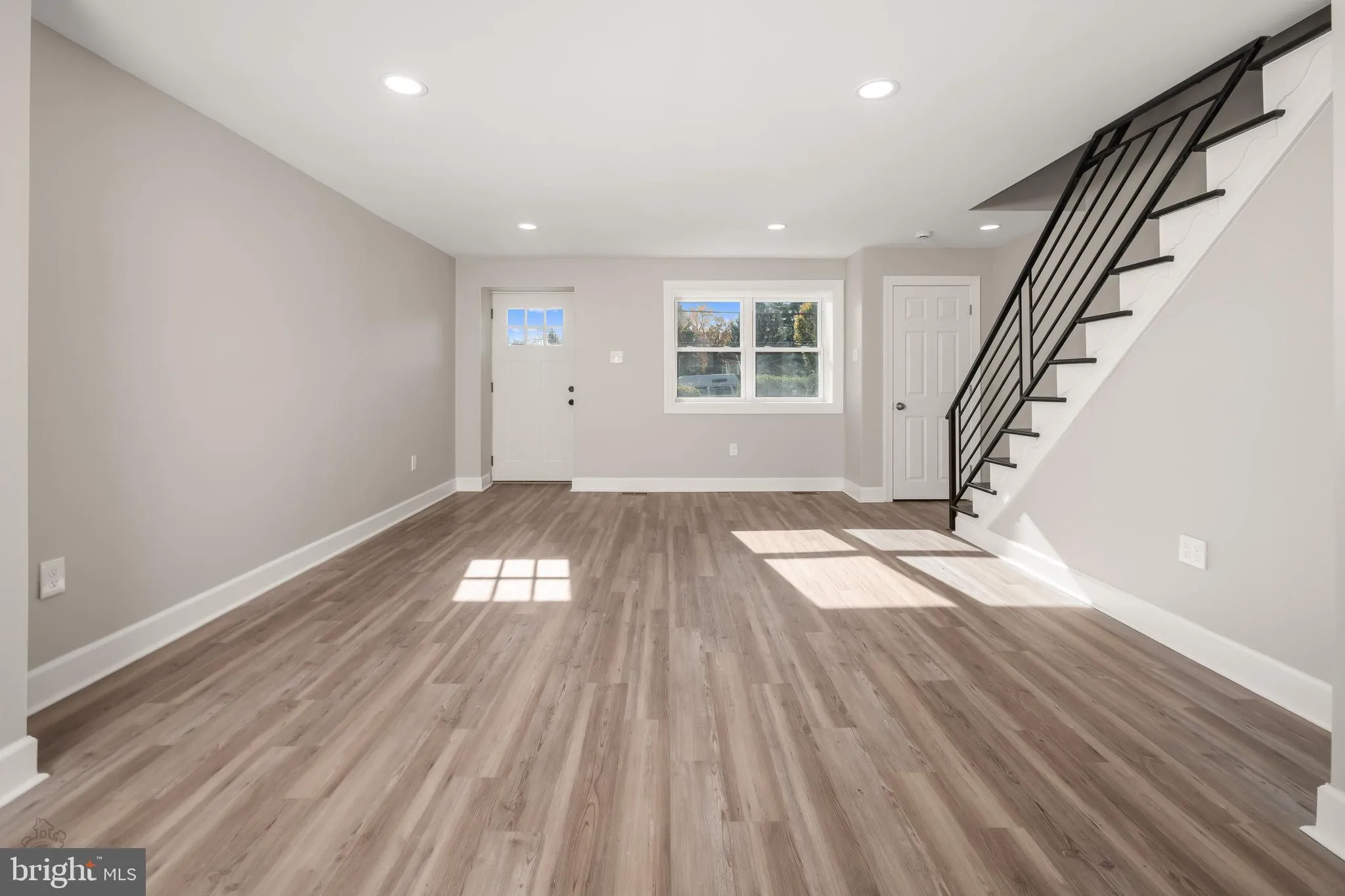 Philadelphia, Pennsylvania 19150, United States, 3 Bedrooms Bedrooms, ,1 BathroomBathrooms,Residential,Active,241057