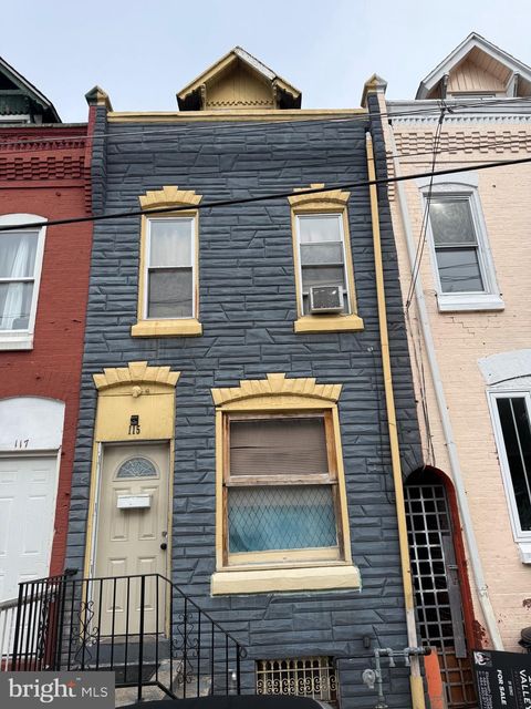 Townhouse For Sale - 115 W Elm Street<br/> READING, PA 19601