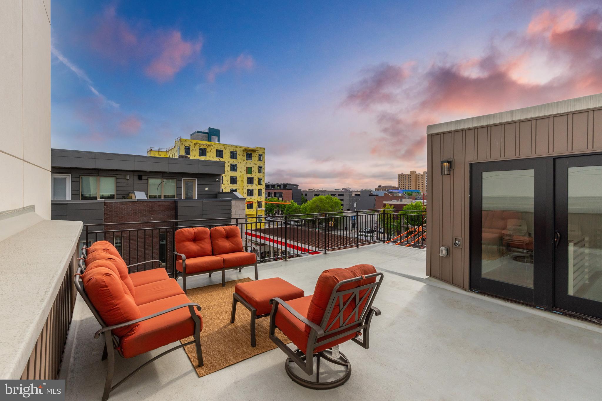 BELLA VISTA - Residential