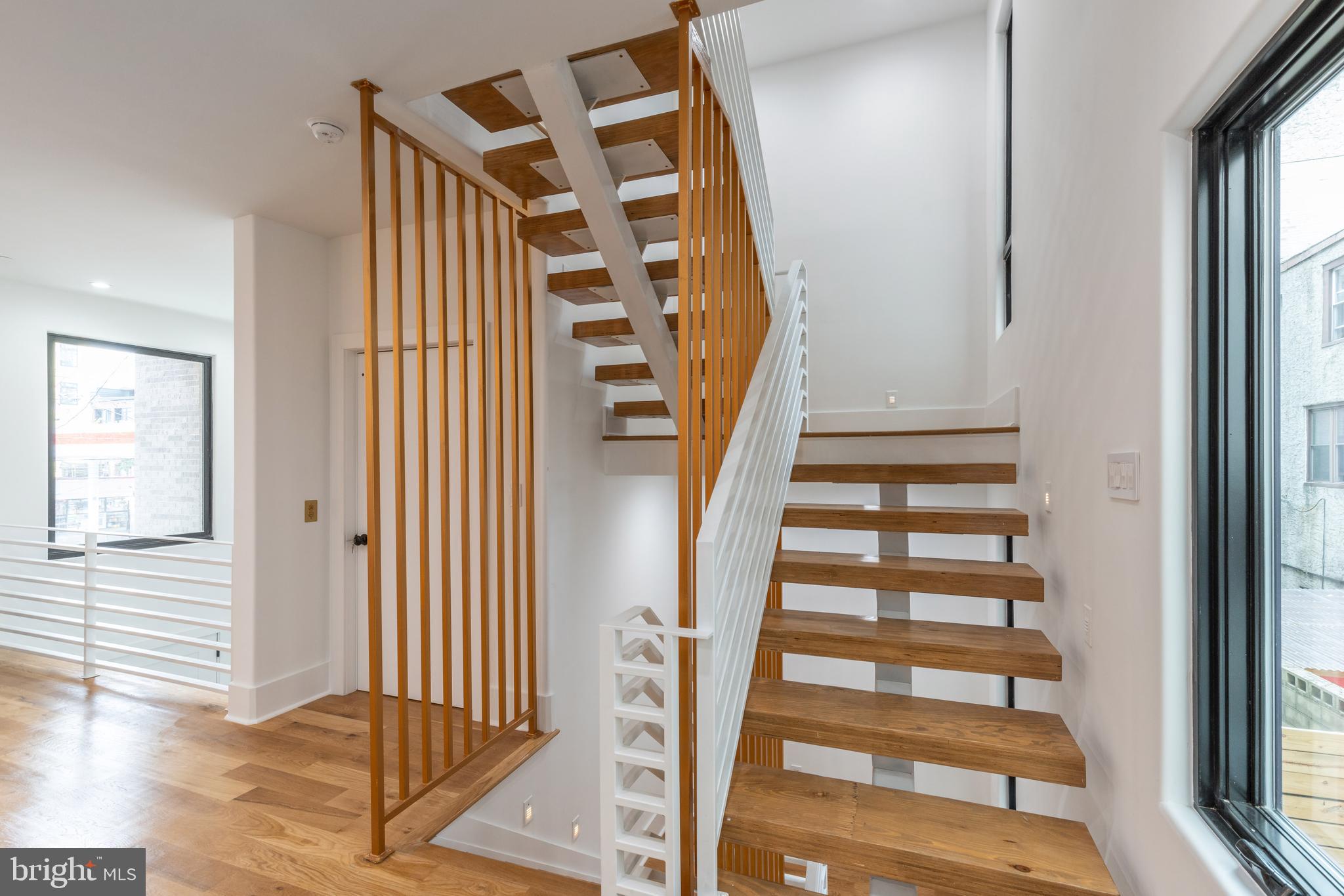 BELLA VISTA - Residential