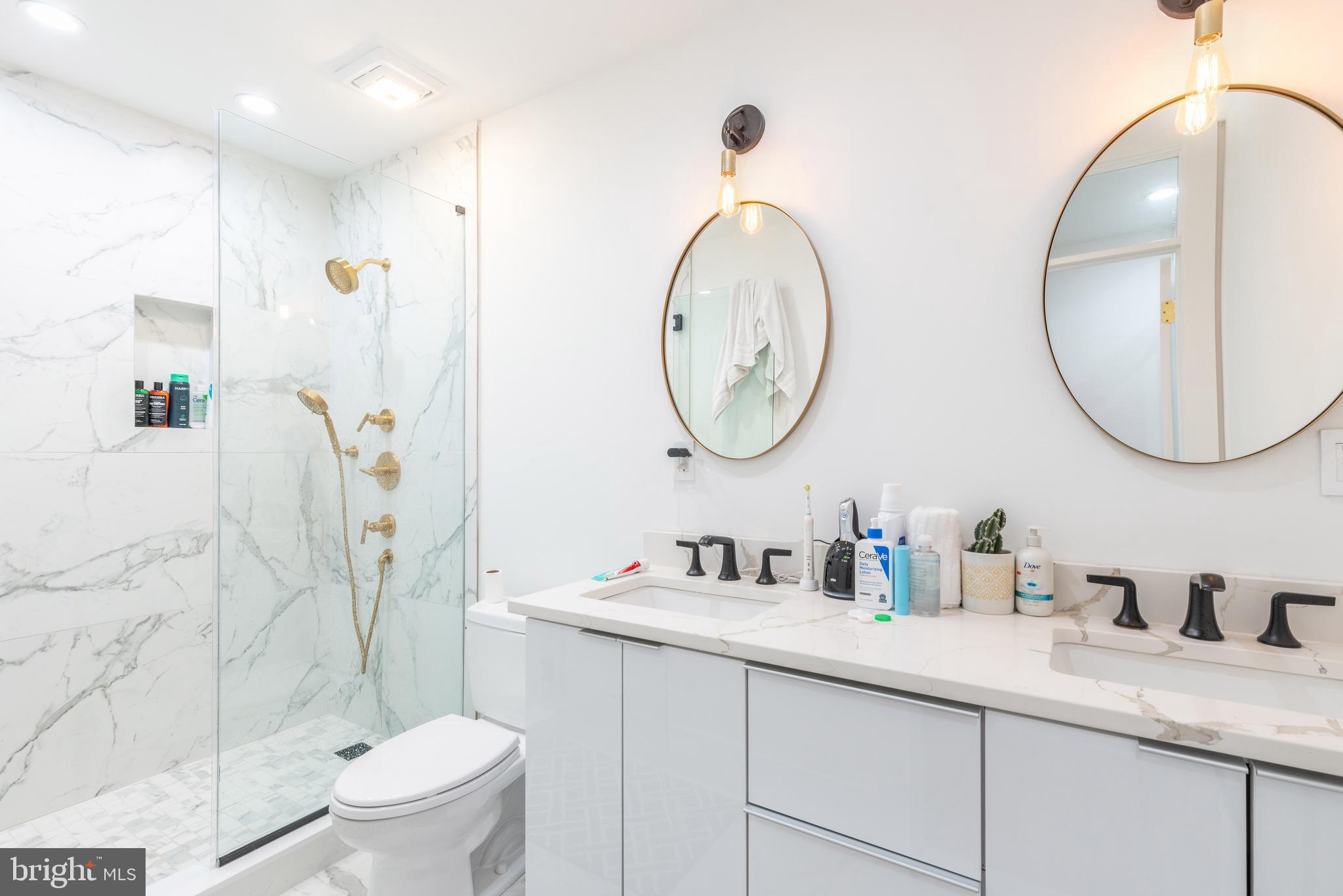 BELLA VISTA - Residential