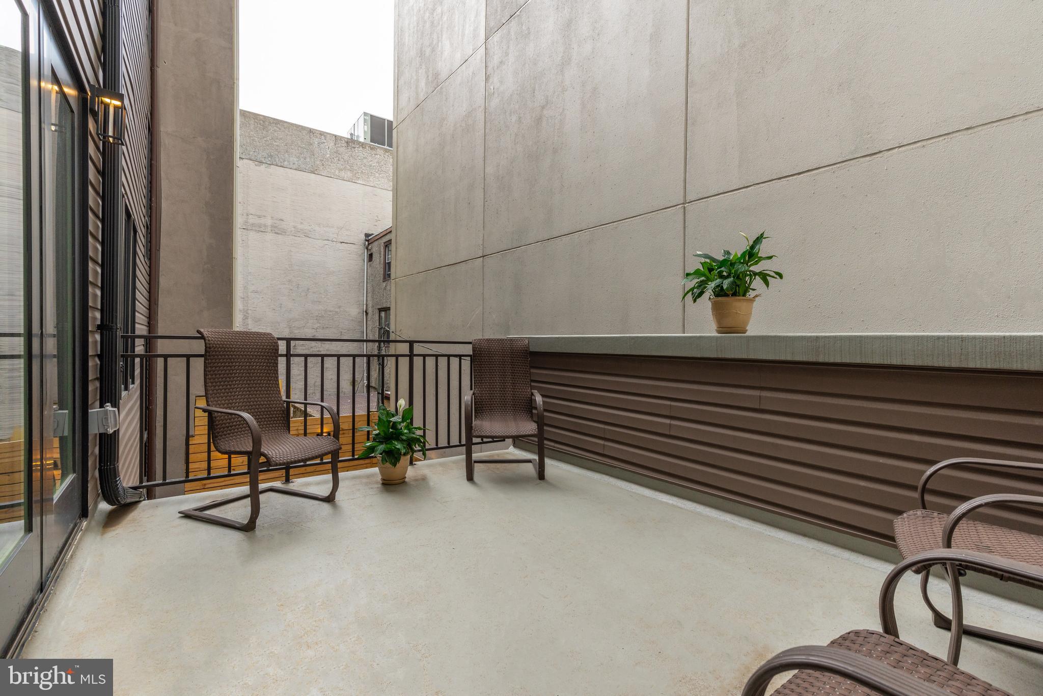 BELLA VISTA - Residential