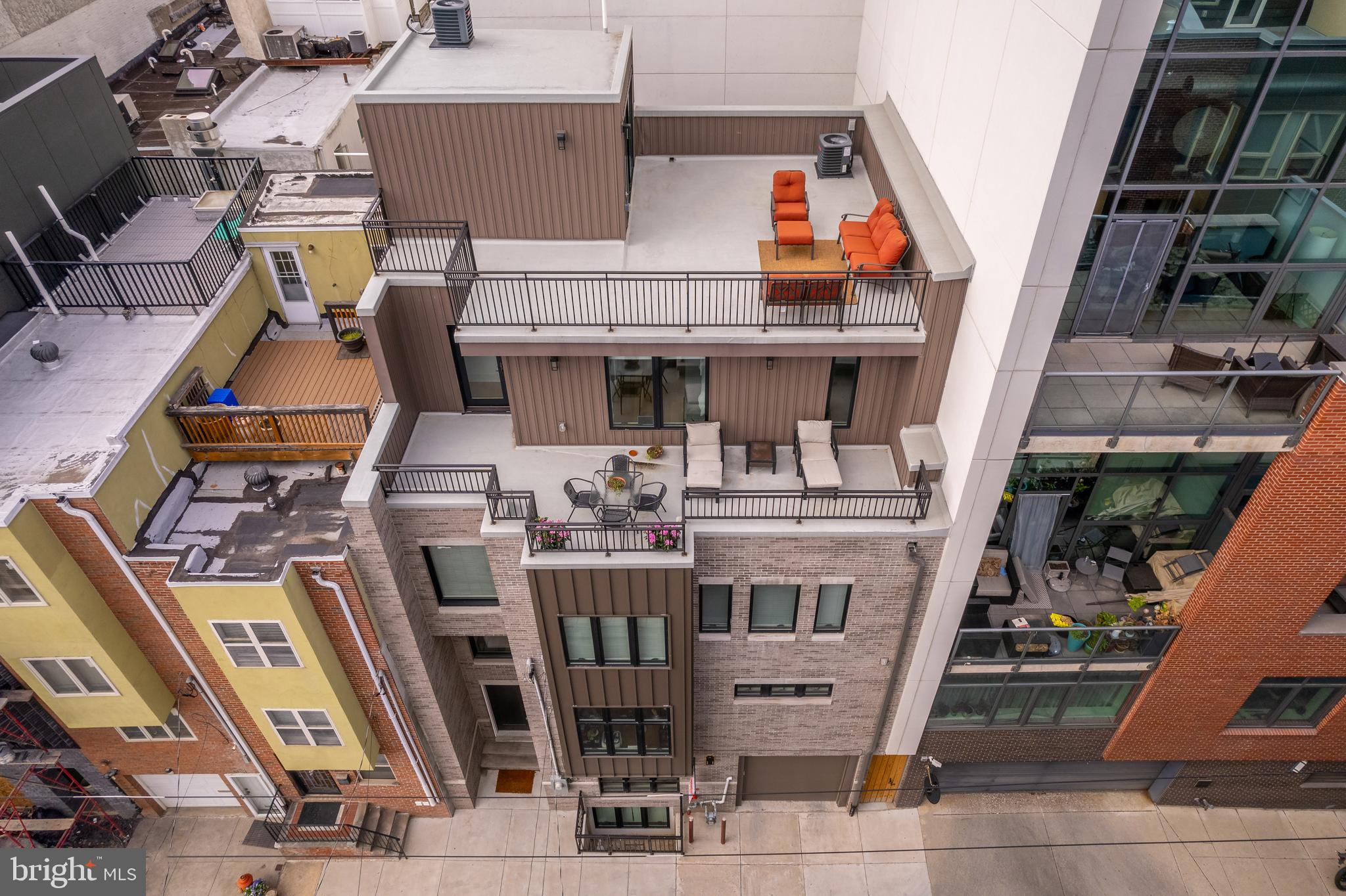 BELLA VISTA - Residential