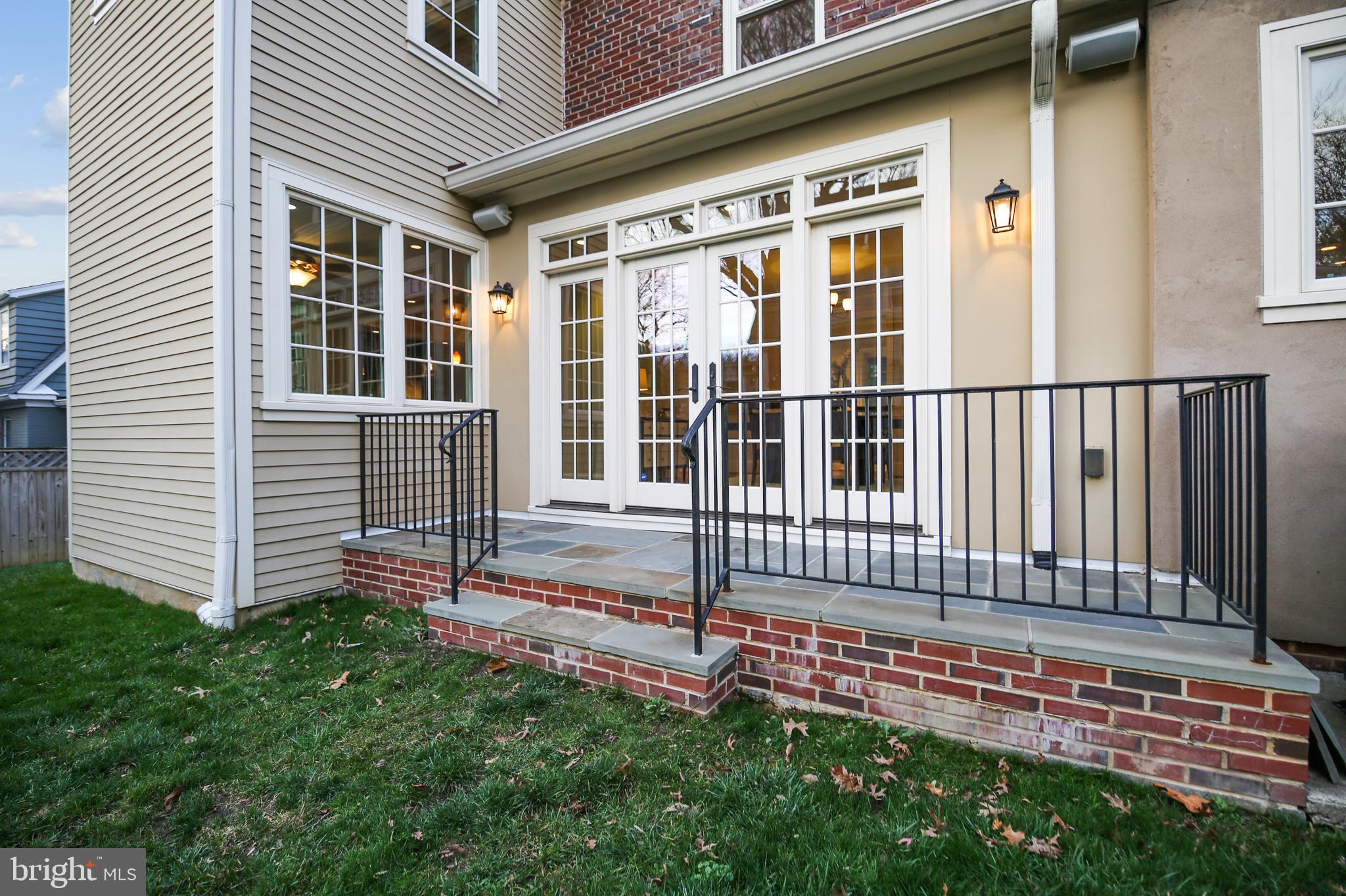 CHEVY CHASE GARDENS - Residential