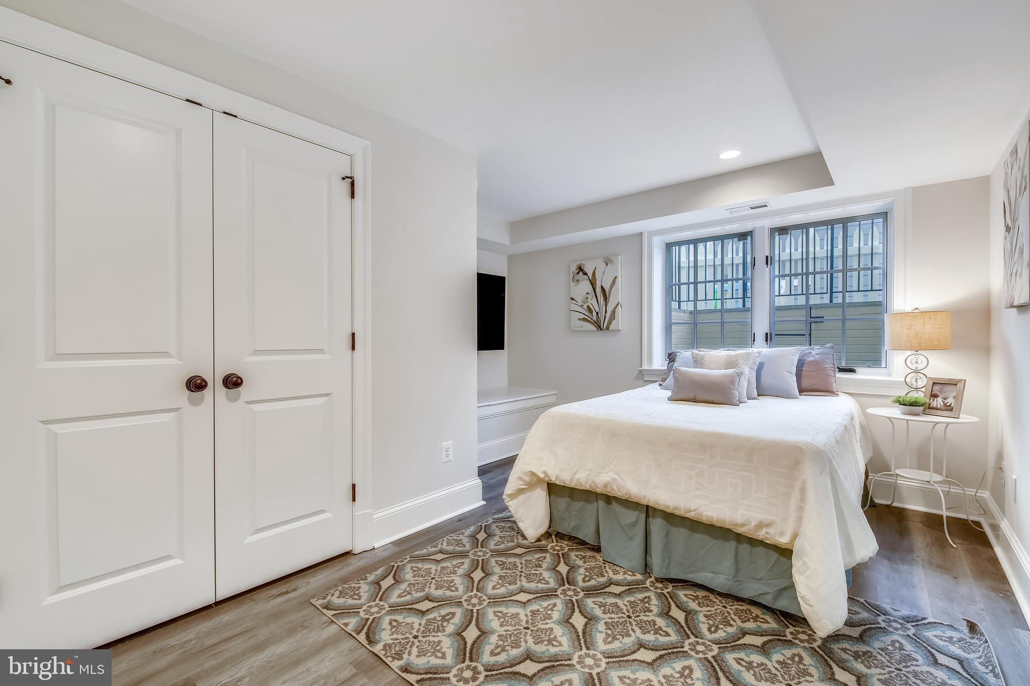 CHEVY CHASE GARDENS - Residential