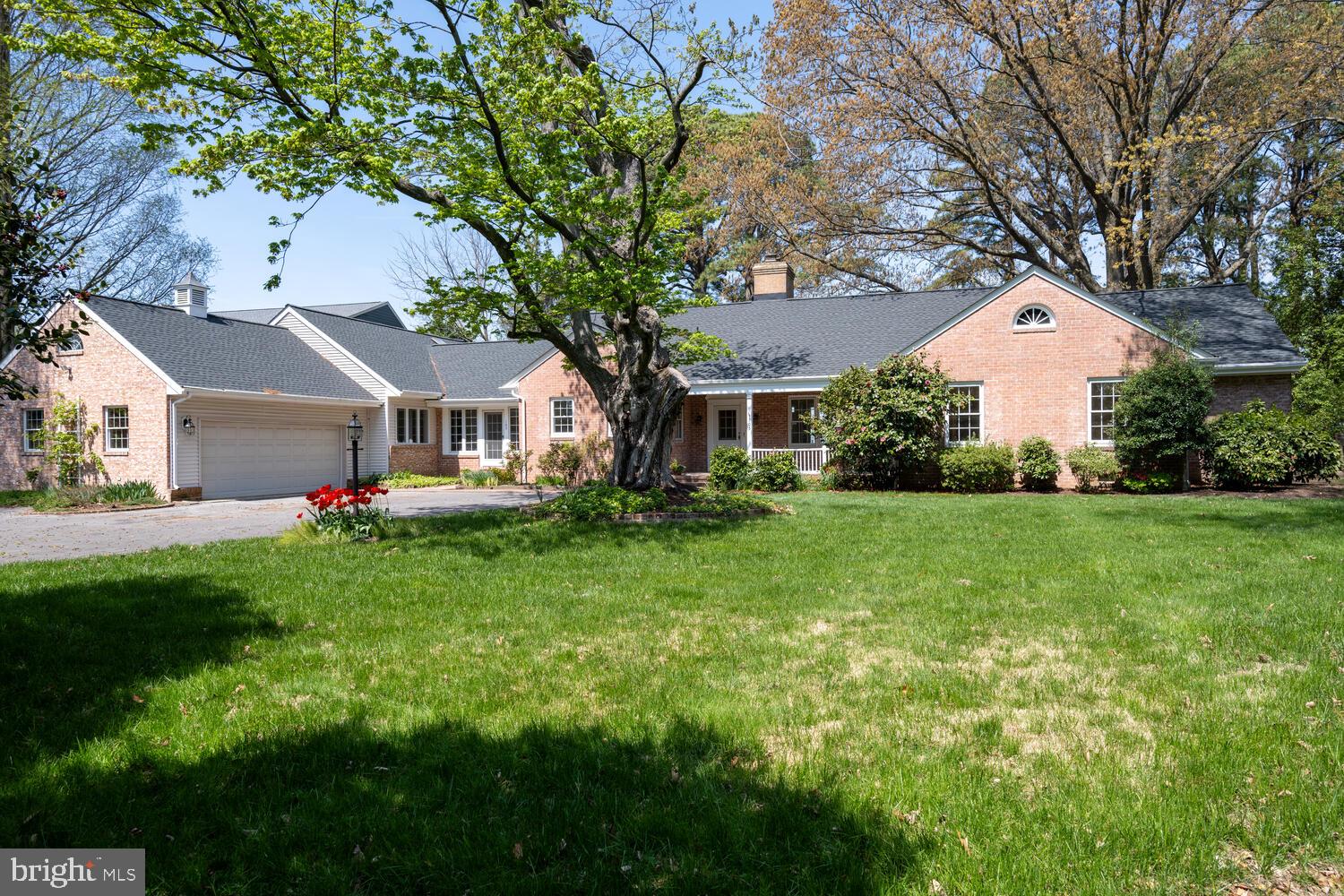 103 N HARBOR ROAD