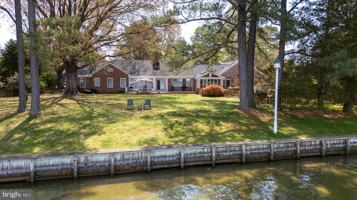 103 N HARBOR ROAD