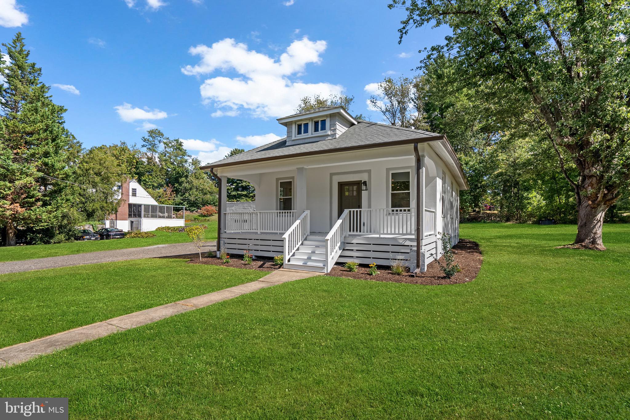 13915 HANOVER PIKE