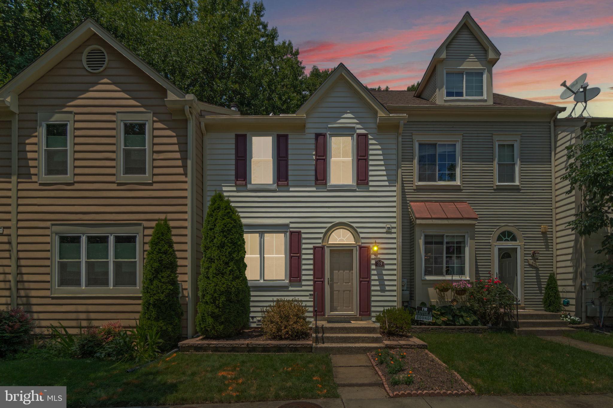 39 LAKE PARK COURT 962