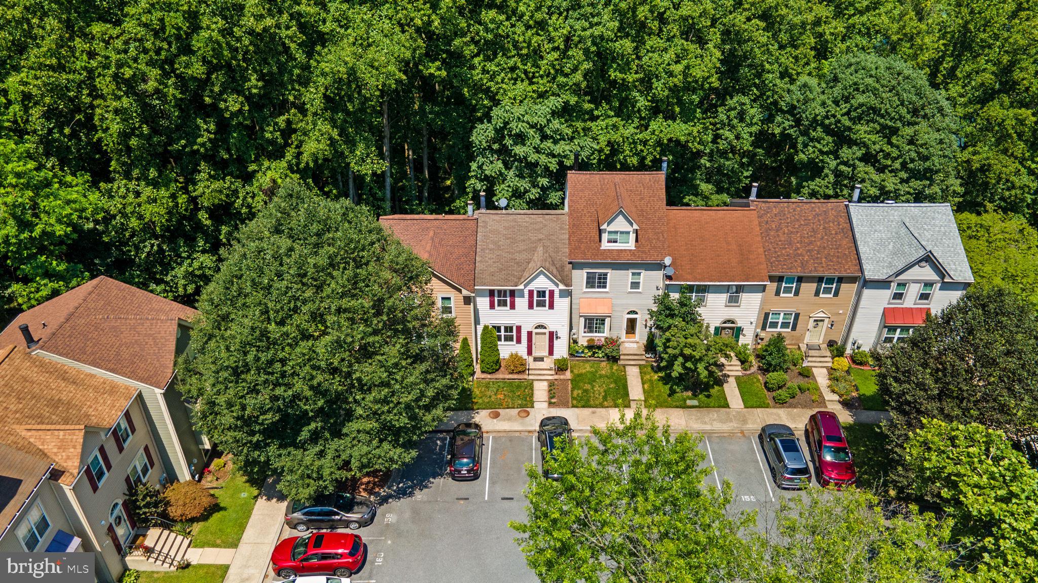 39 LAKE PARK COURT 962