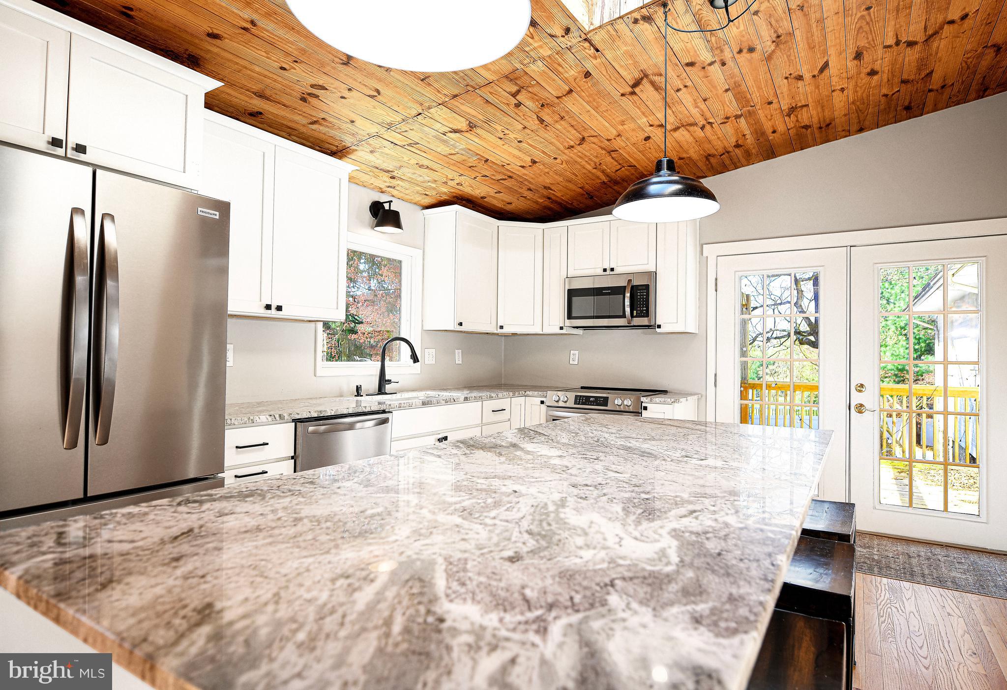 CHARLES MANOR - Residential