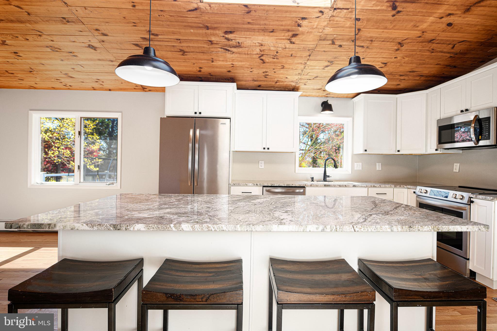 CHARLES MANOR - Residential