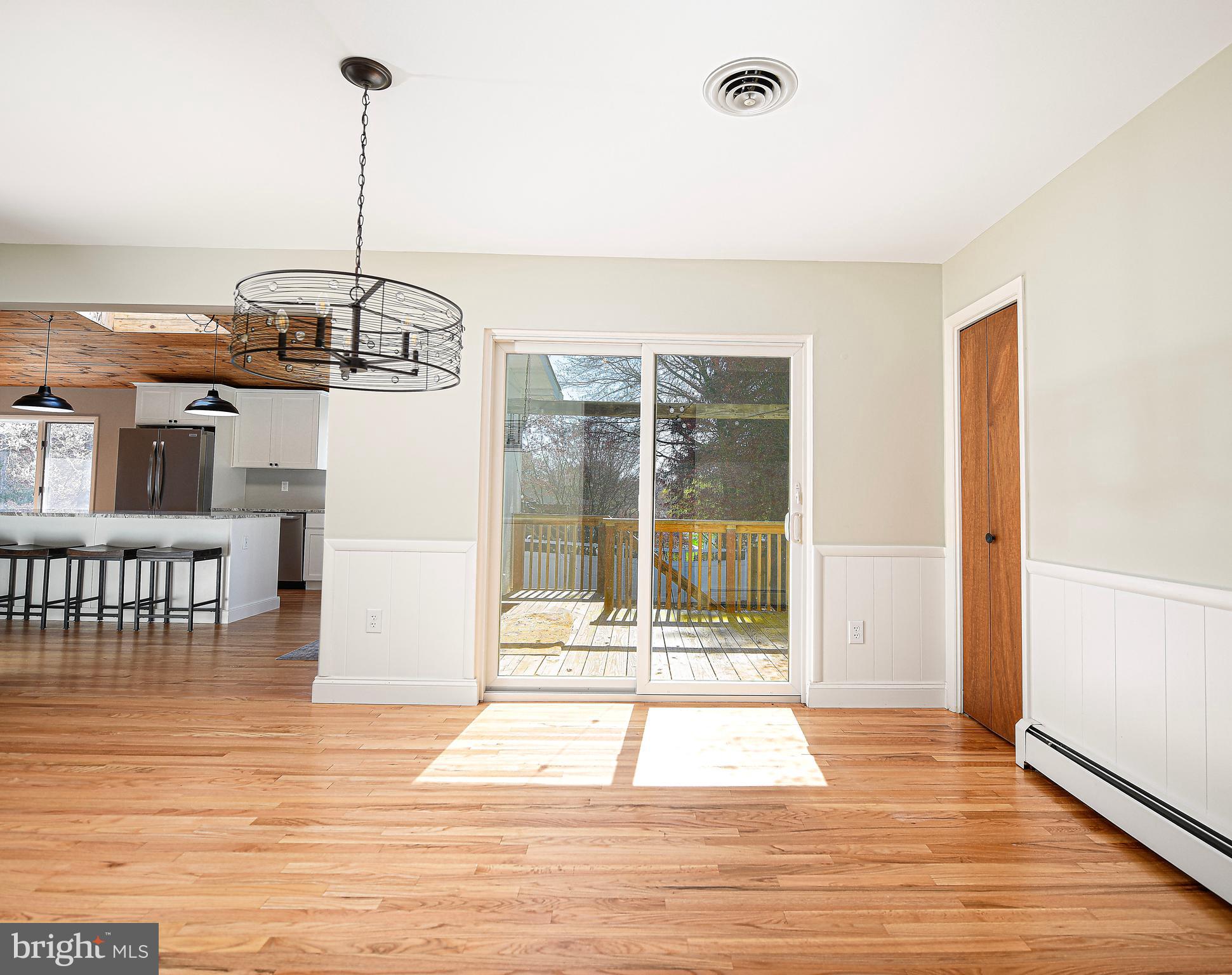 CHARLES MANOR - Residential