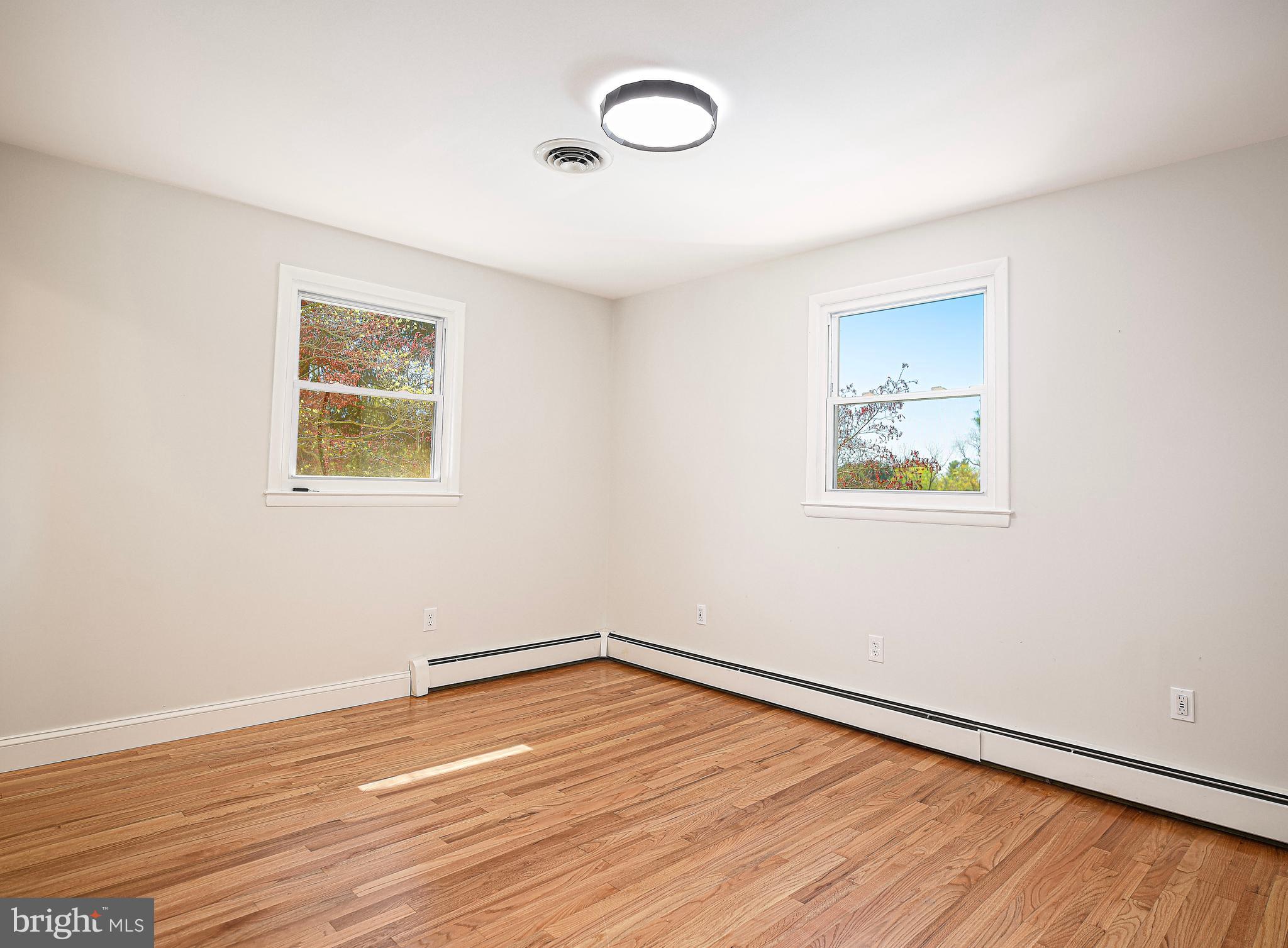 CHARLES MANOR - Residential