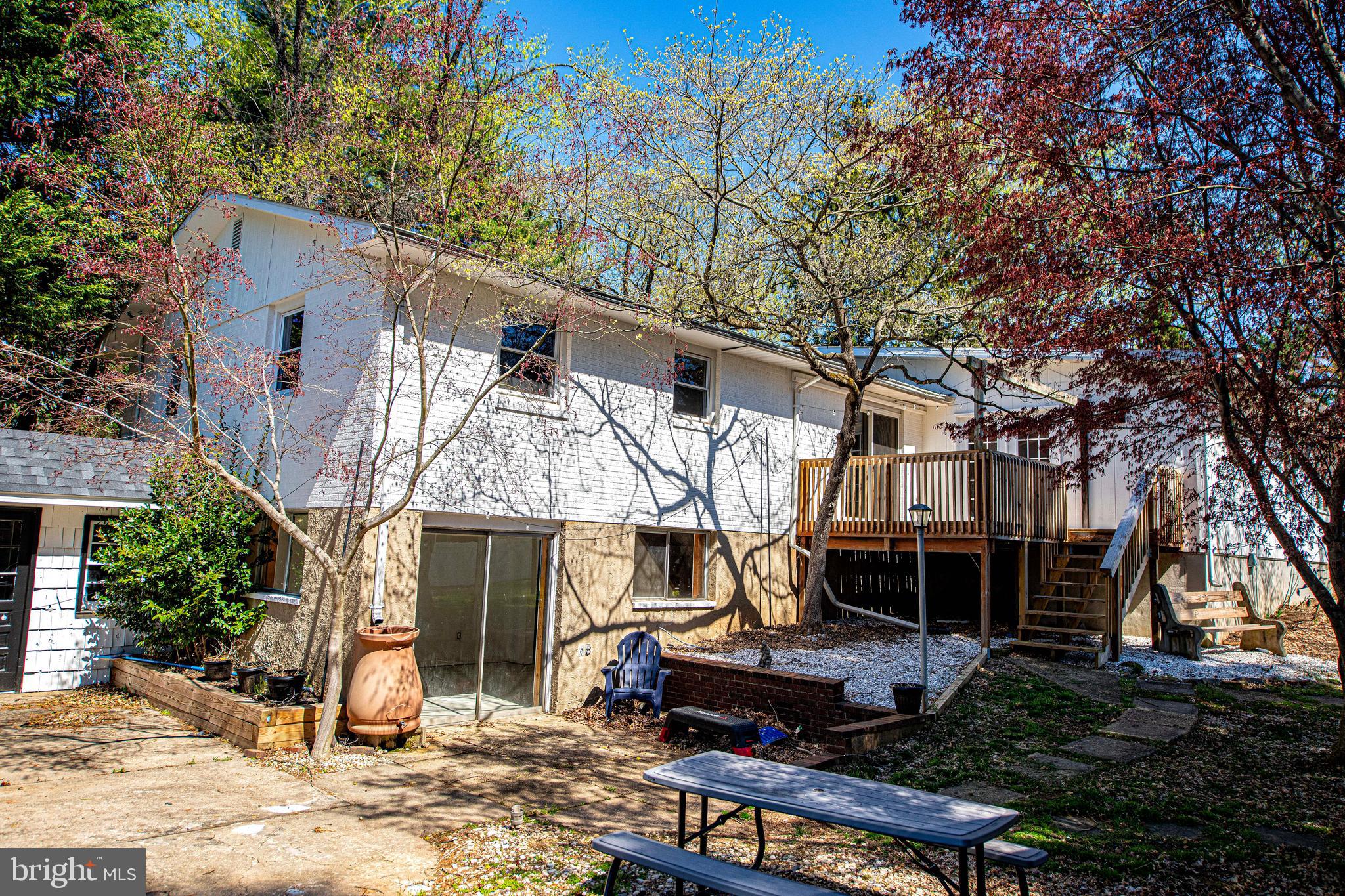 CHARLES MANOR - Residential