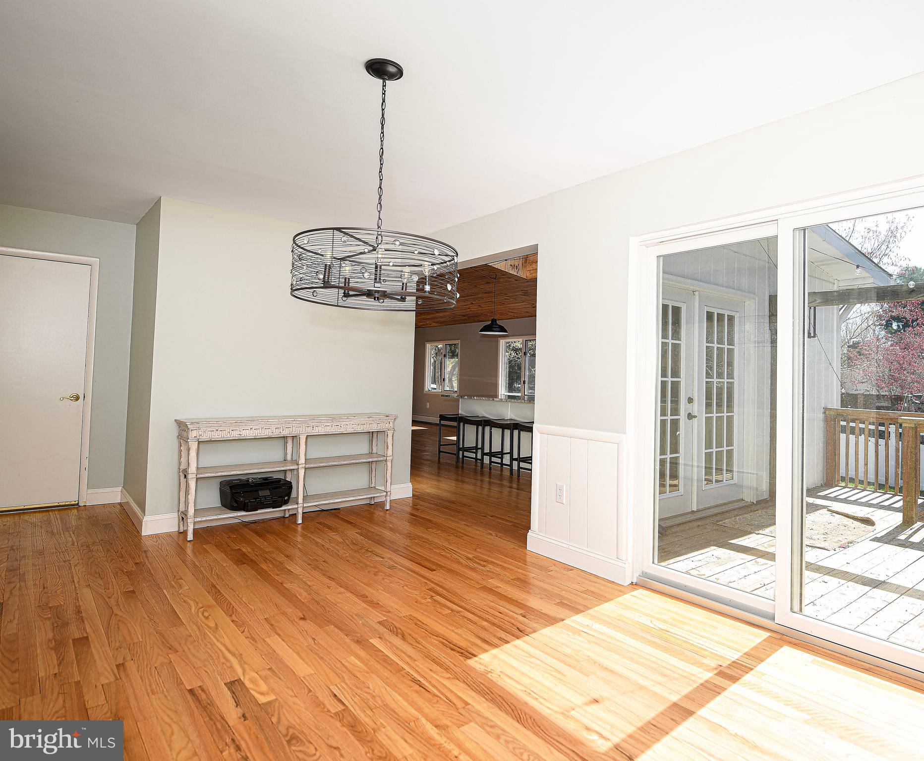 CHARLES MANOR - Residential