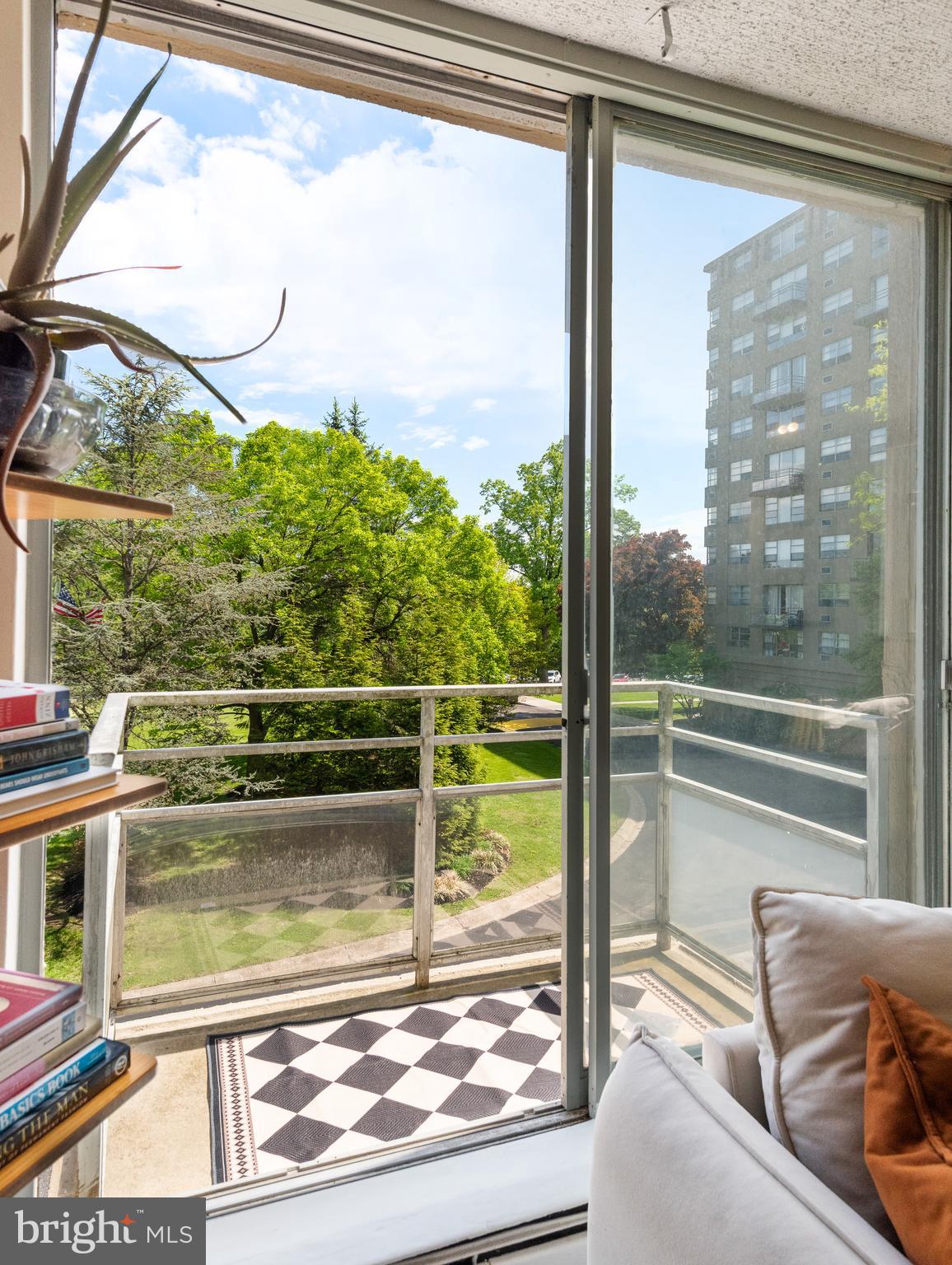 RADNOR HOUSE - Residential