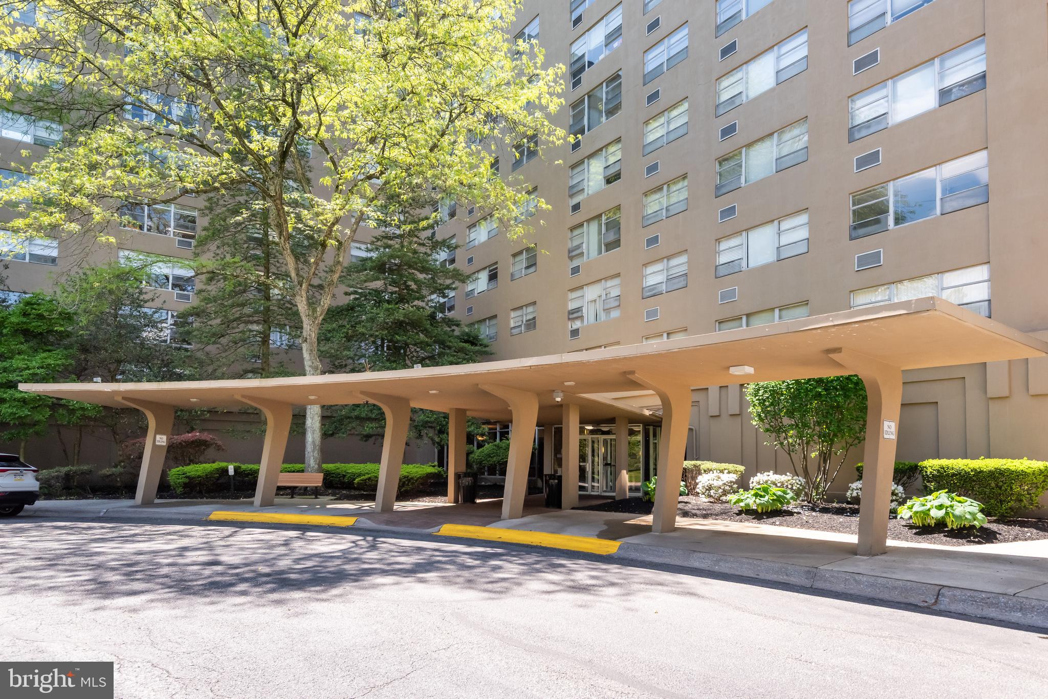 RADNOR HOUSE - Residential