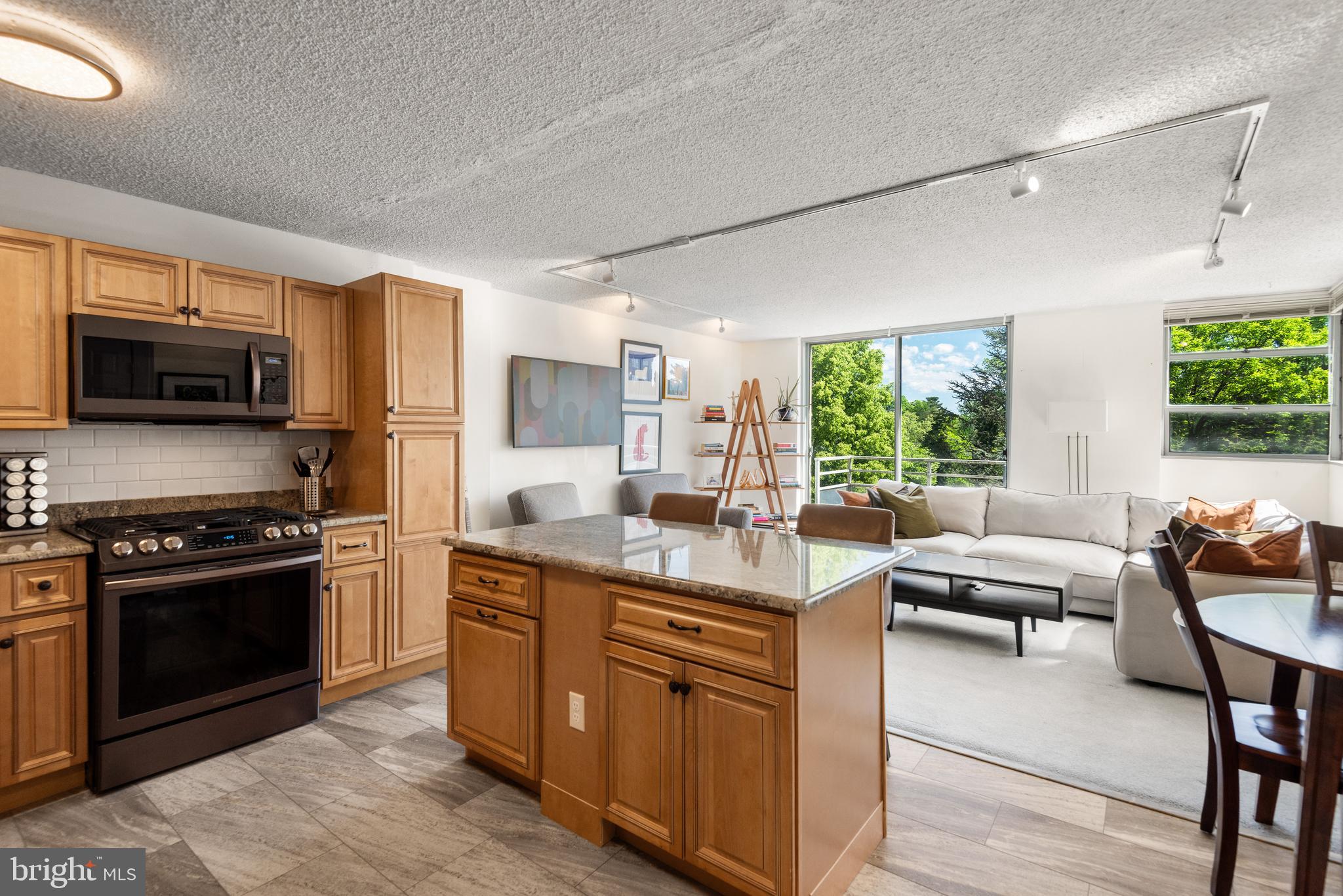 RADNOR HOUSE - Residential