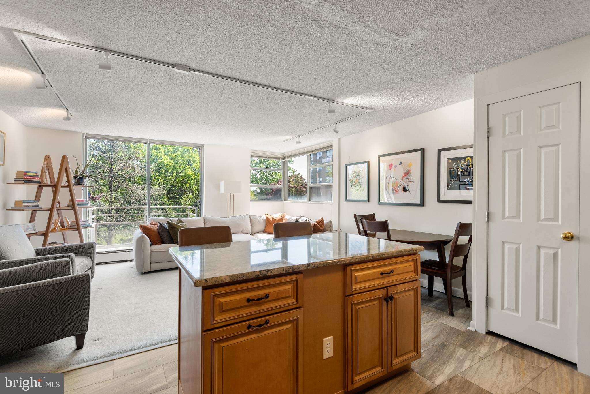 RADNOR HOUSE - Residential
