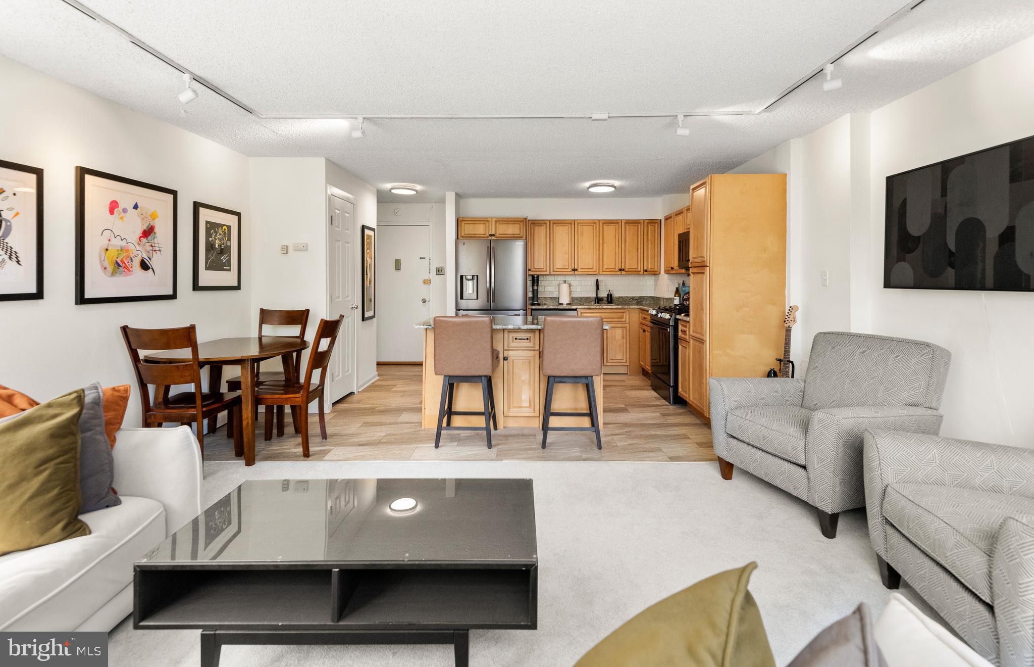 RADNOR HOUSE - Residential