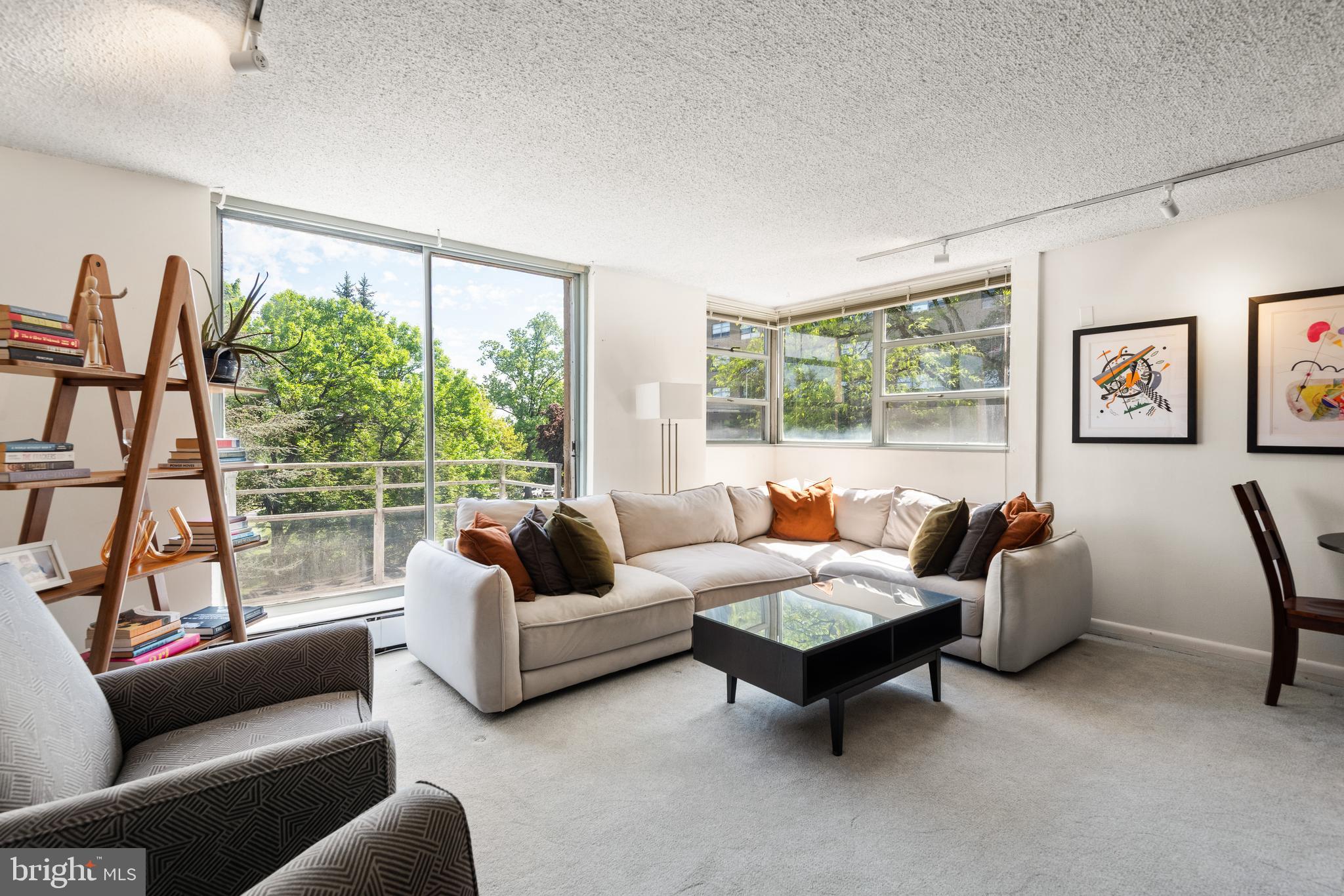 RADNOR HOUSE - Residential