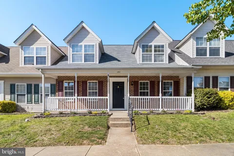 102 Spanish Moss Drive, La Plata, MD MLS: MDCH2041758