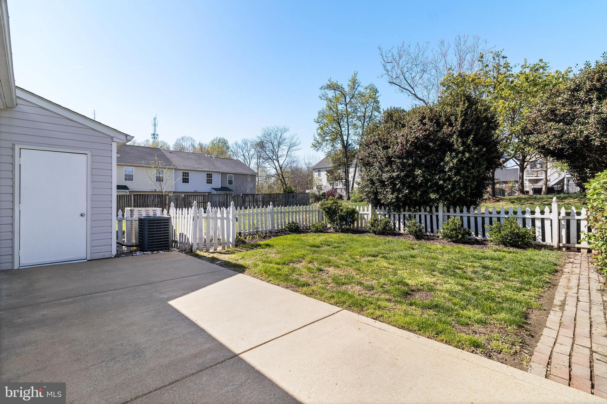 CHARLESTON TERRACE - Residential