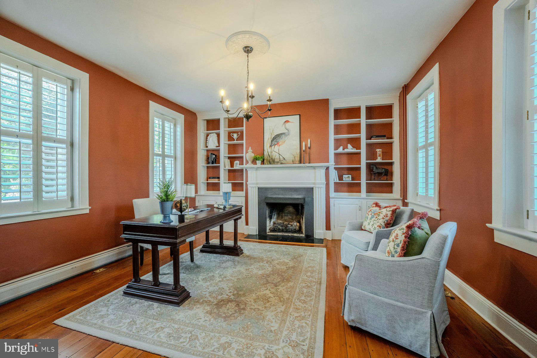 208 EDWARDS FERRY ROAD NE