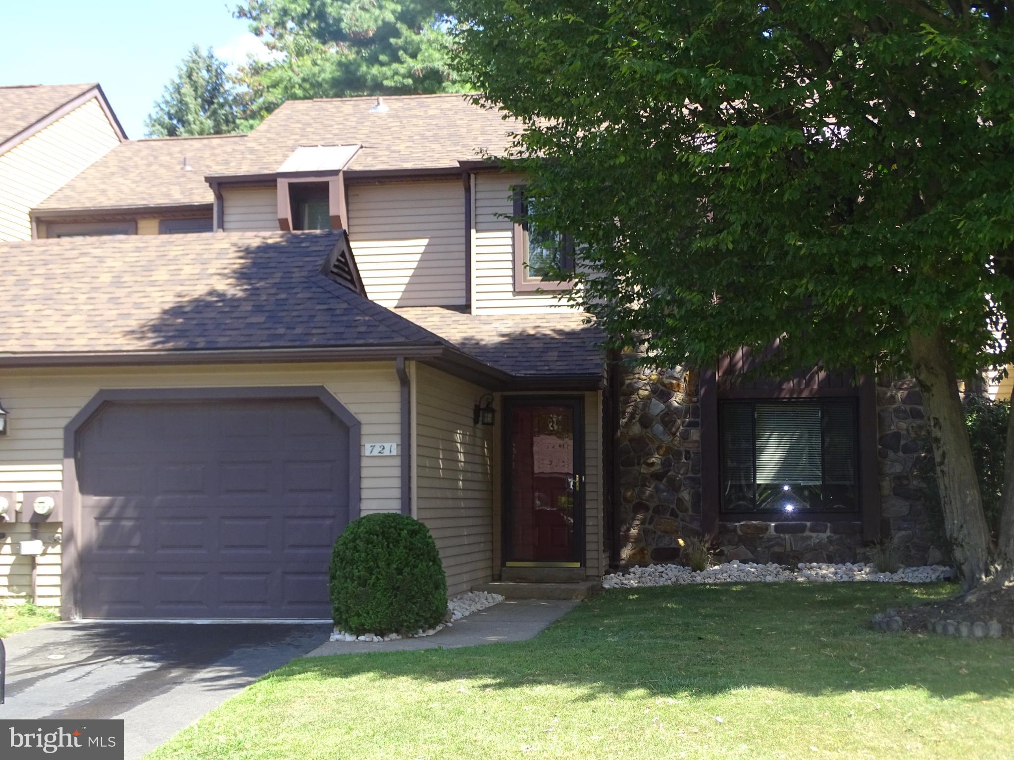 This home's location affords privacy being one of the best lots in The Trowbridge Community of Upper Southampton Township, Bucks County. The school is the award-winning Centennial School district. This colonial townhouse has over 1,600 square feet of livable space. First floor of this home is designed with living room which has a corner wood burning fireplace, formal dining room with full mirrored wall, New Modern Kitchen with Dove white shaker cabinets. Granite counter tops with a d-sink kitchen sink and counter seating. New dishwasher, new cooktop electric range, new refrigerator and new garbage disposal. The kitchen has a pantry. The family room has a wood lap accent wall, recessed lighting and six-foot sliding glass door to a fenced rear yard. Rear yard has patio and fencing. The powder room with laundry closet is also located on the first floor. The second floor has a primary bedroom with double door entry, walk-in closet and modern primary bathroom with shower, 2nd bedroom has ceiling fan and a 3rd bedroom with wall closet. All bedrooms are ample in size. Hall bathroom is new with ceramic tile walls and Decorative vinyl planking. Home has been improved with newer windows, sliding glass door along with a newer heating system. Inspect this house rent this house and make it your home.