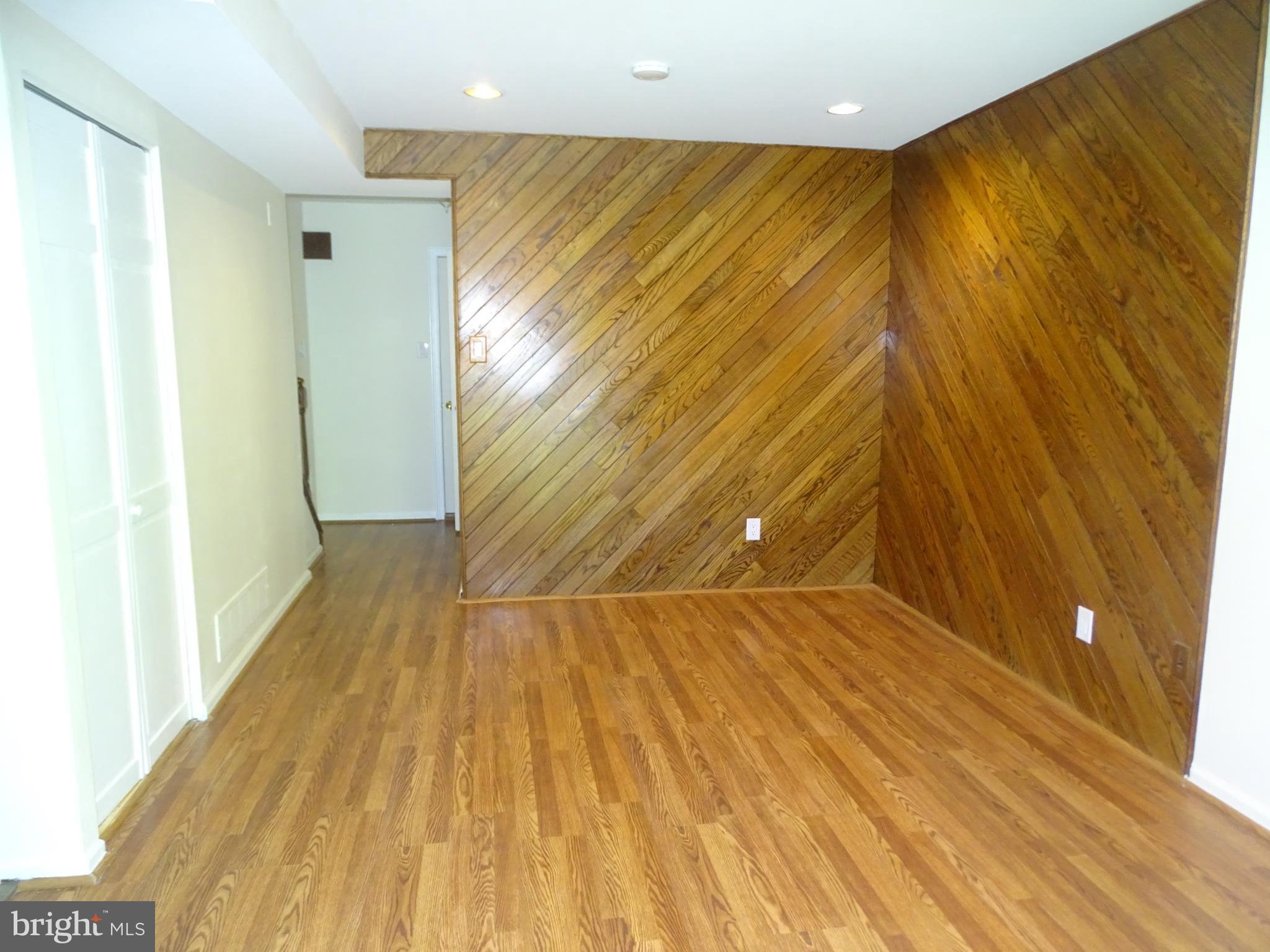 TROWBRIDGE - Residential