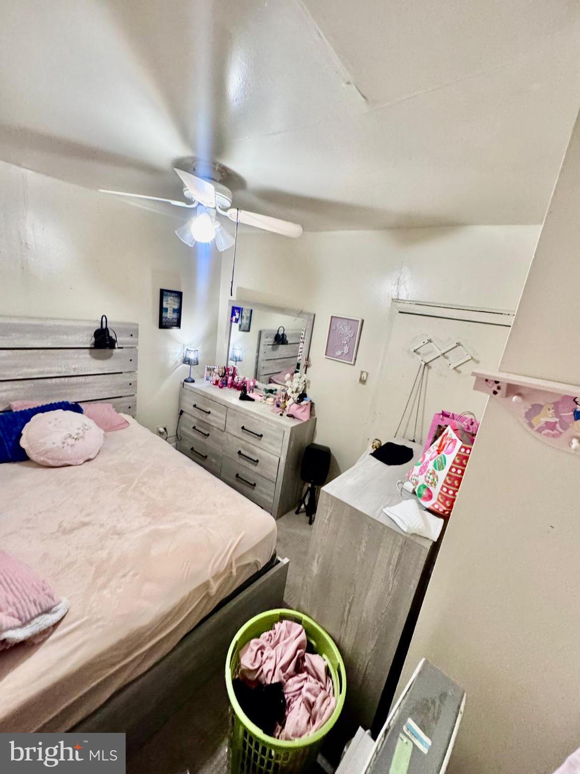 PHILADELPHIA - Residential