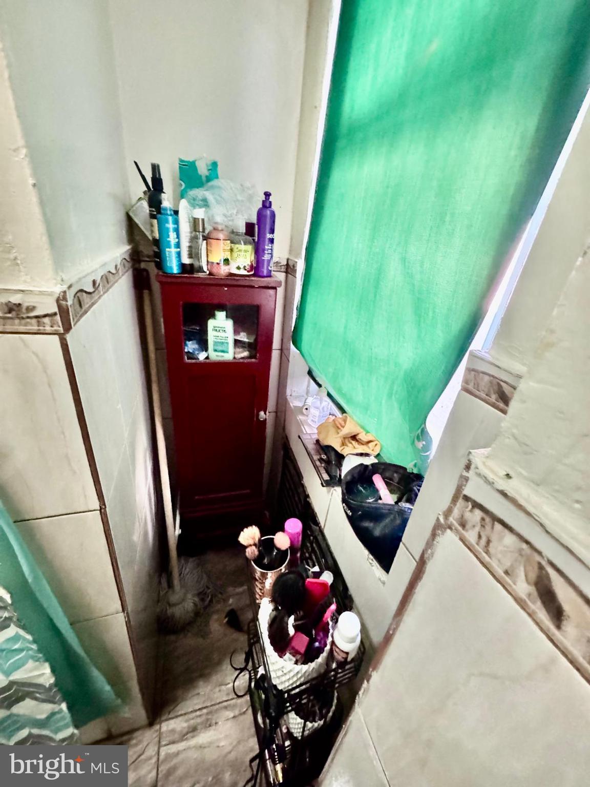 PHILADELPHIA - Residential