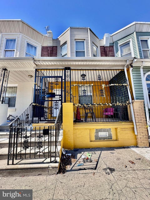 Townhouse For Sale - 4202 N 7th Street<br/> PHILADELPHIA, PA 19140