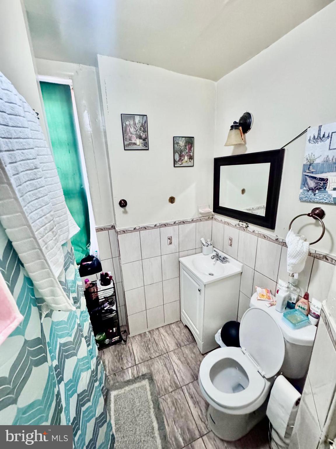 PHILADELPHIA - Residential