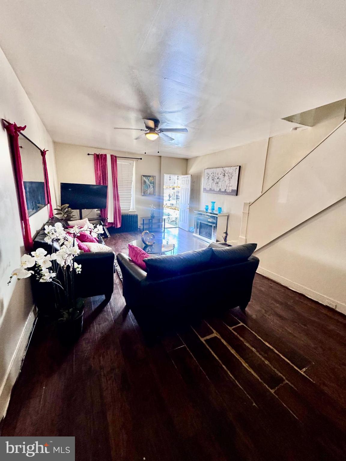 PHILADELPHIA - Residential