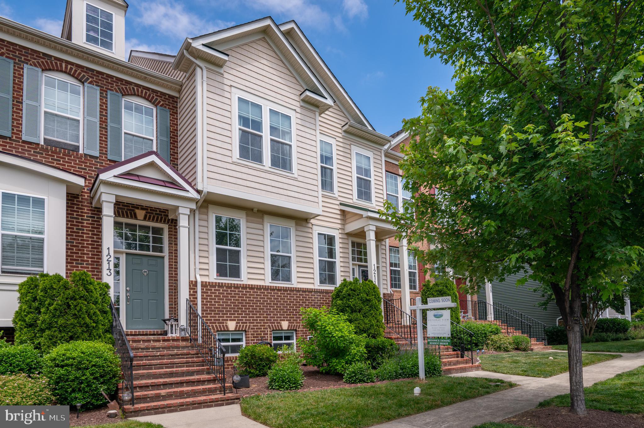 1211 SHENANDOAH SQUARE N