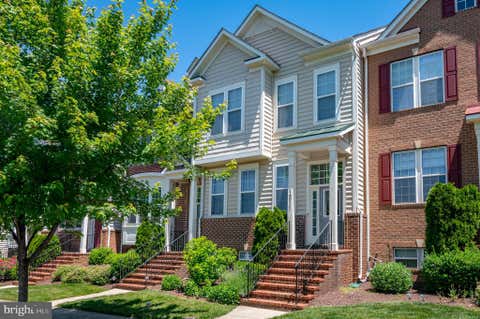 Photo of 1211 Shenandoah Square N, BRUNSWICK, MD 21716 (MLS # MDFR2083512)