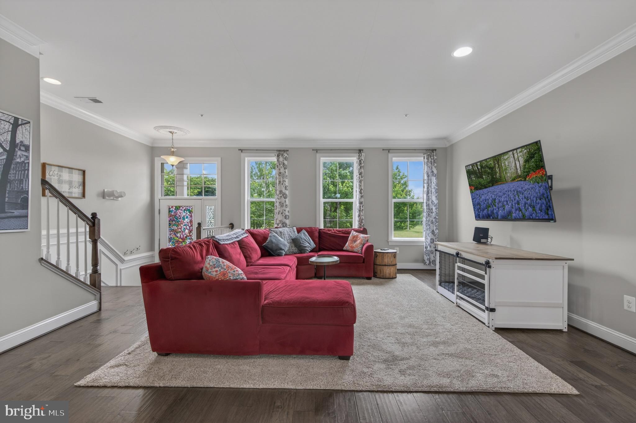 1211 SHENANDOAH SQUARE N