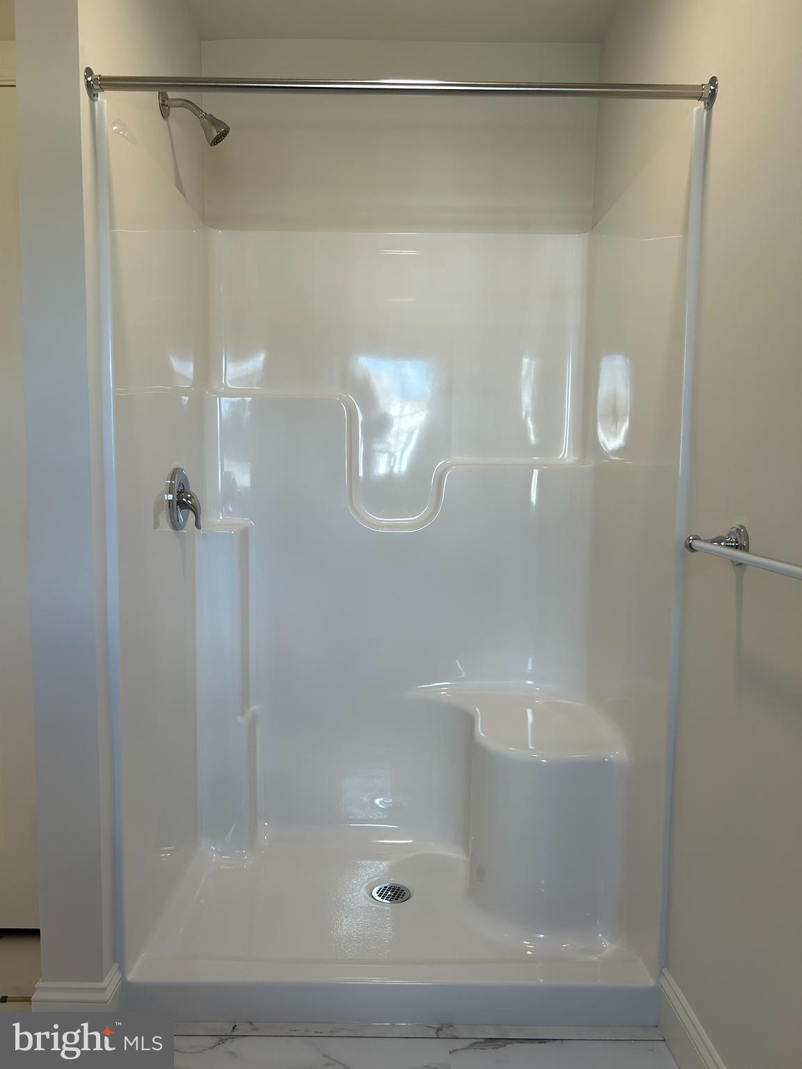 WOODLAND HILLS - Residential