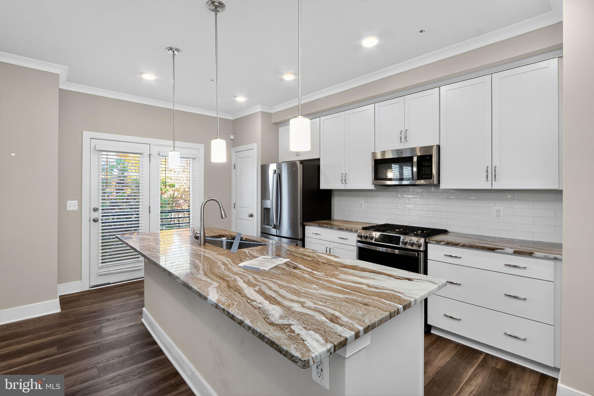 RIPPON LANDING - Residential