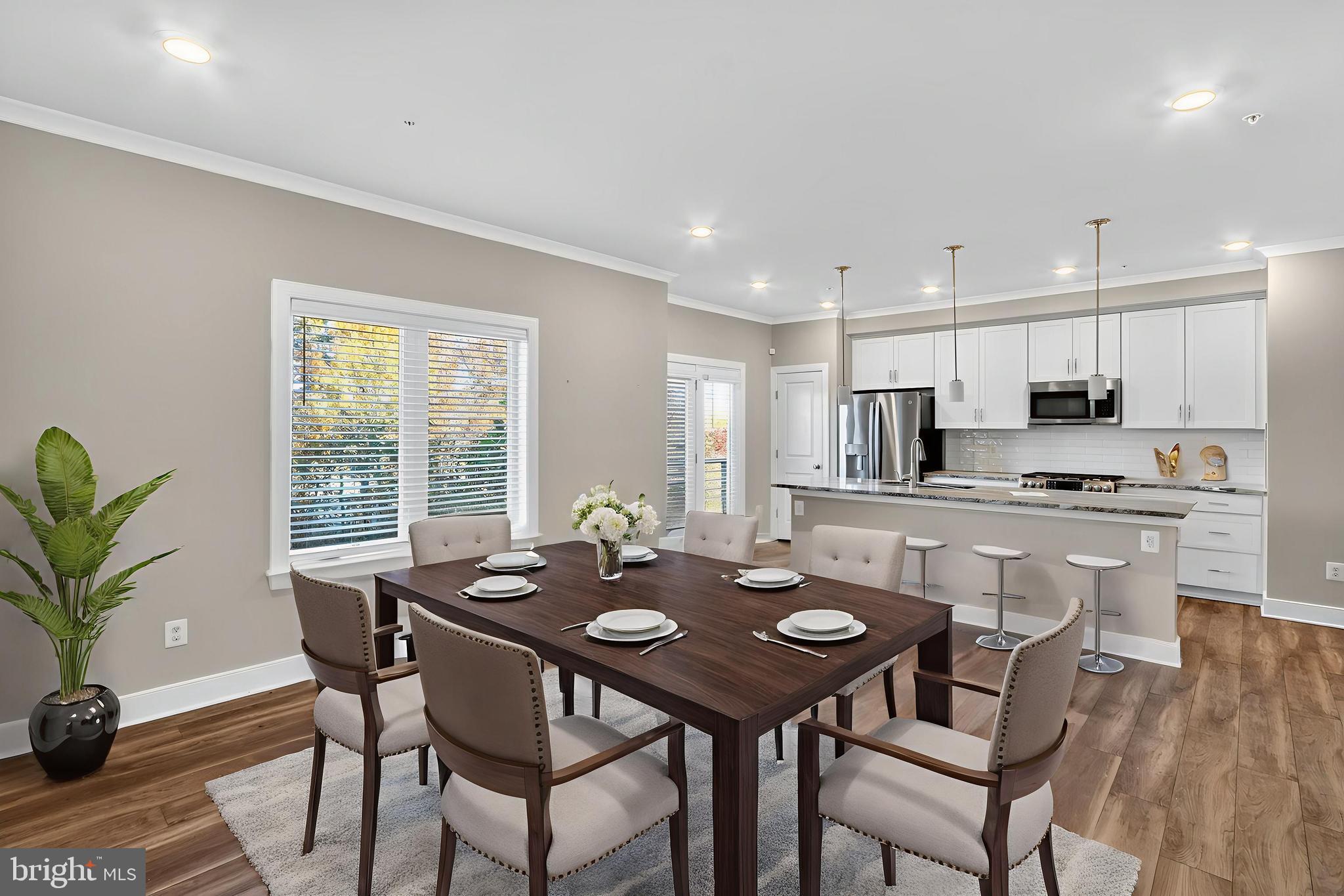 1322 RAIL STOP DRIVE