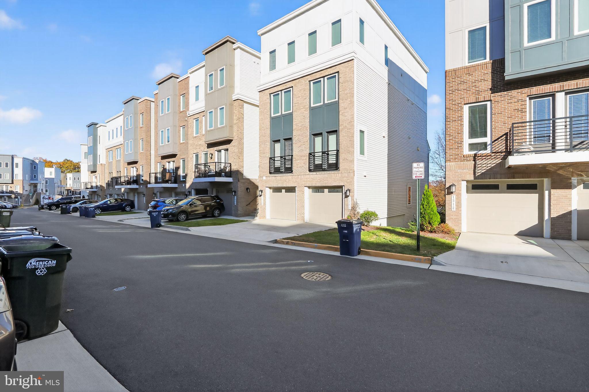 1322 RAIL STOP DRIVE